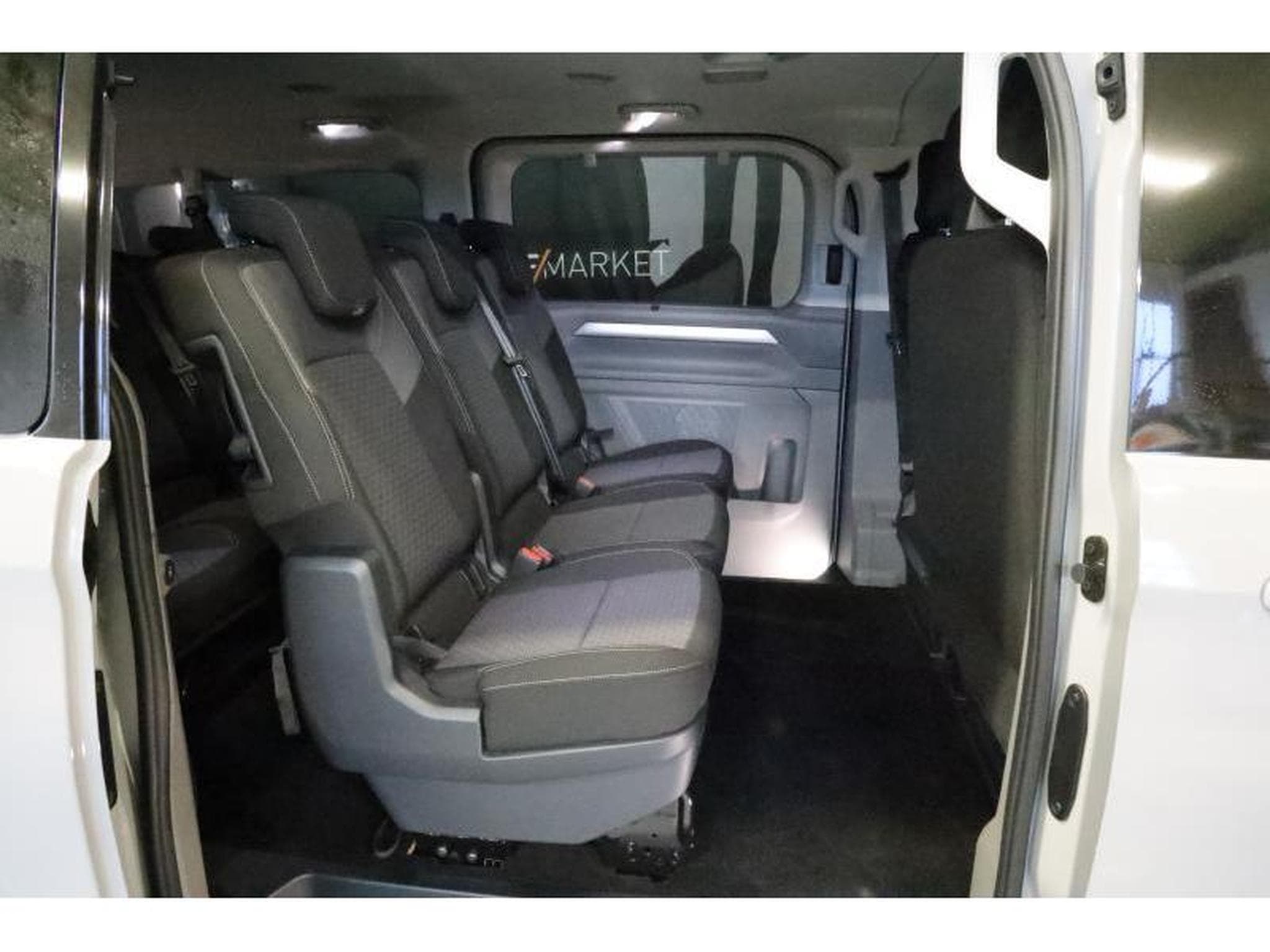 VW T7 Style LONG LR 9P (2026) - Photo 14