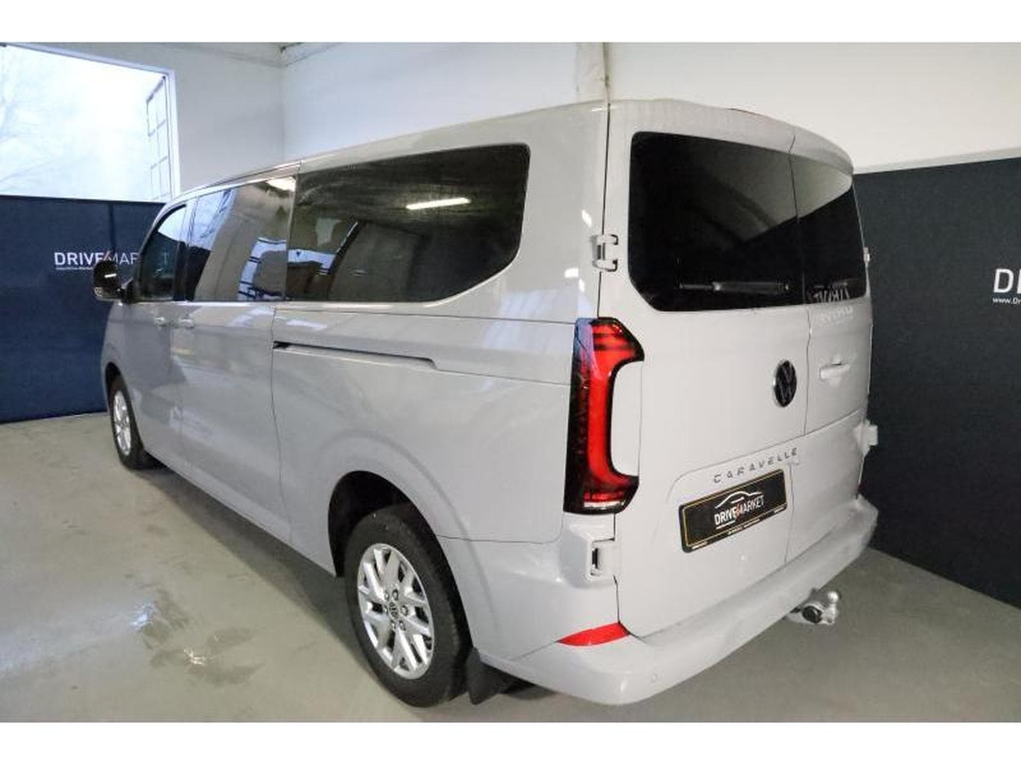 VW T7 Style LONG LR 9P (2026) - Photo 3