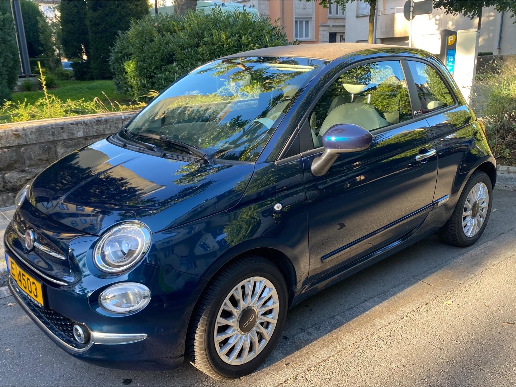 Fiat 500 Convertible (2021) - Photo 1