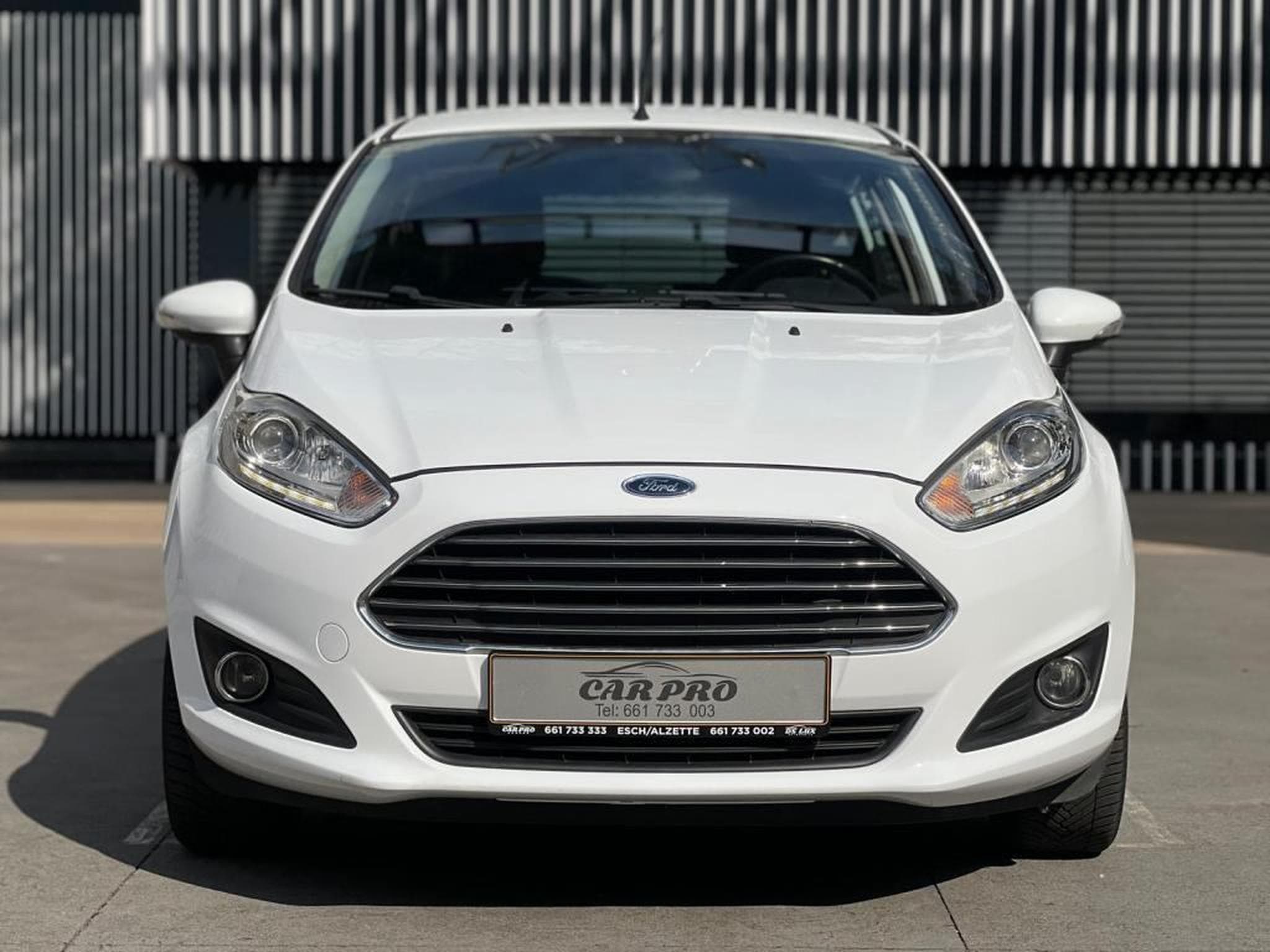 Ford Fiesta Manuelle / Essence (2015) - Photo 5