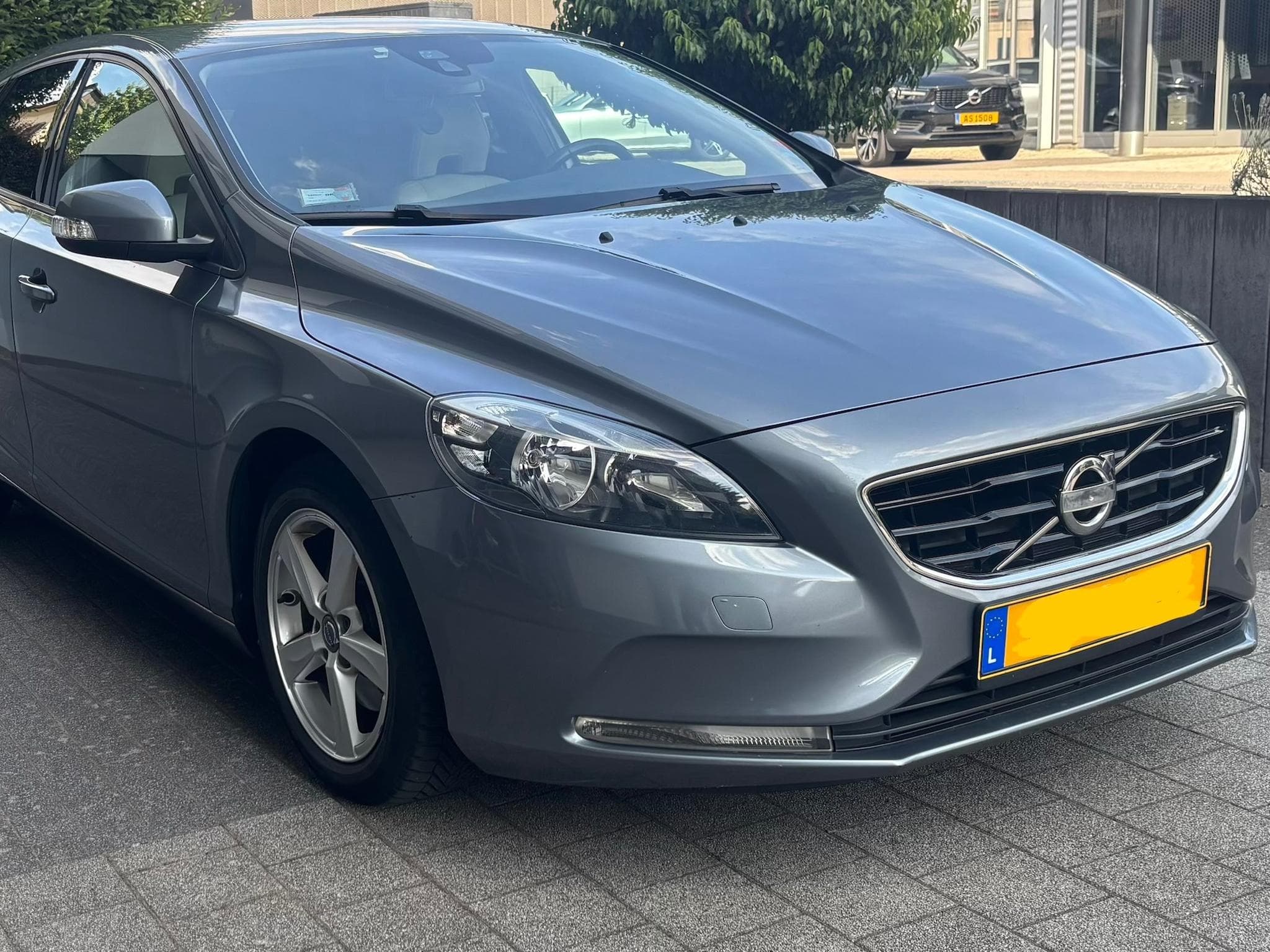 Volvo V40 (2015) - Photo 2