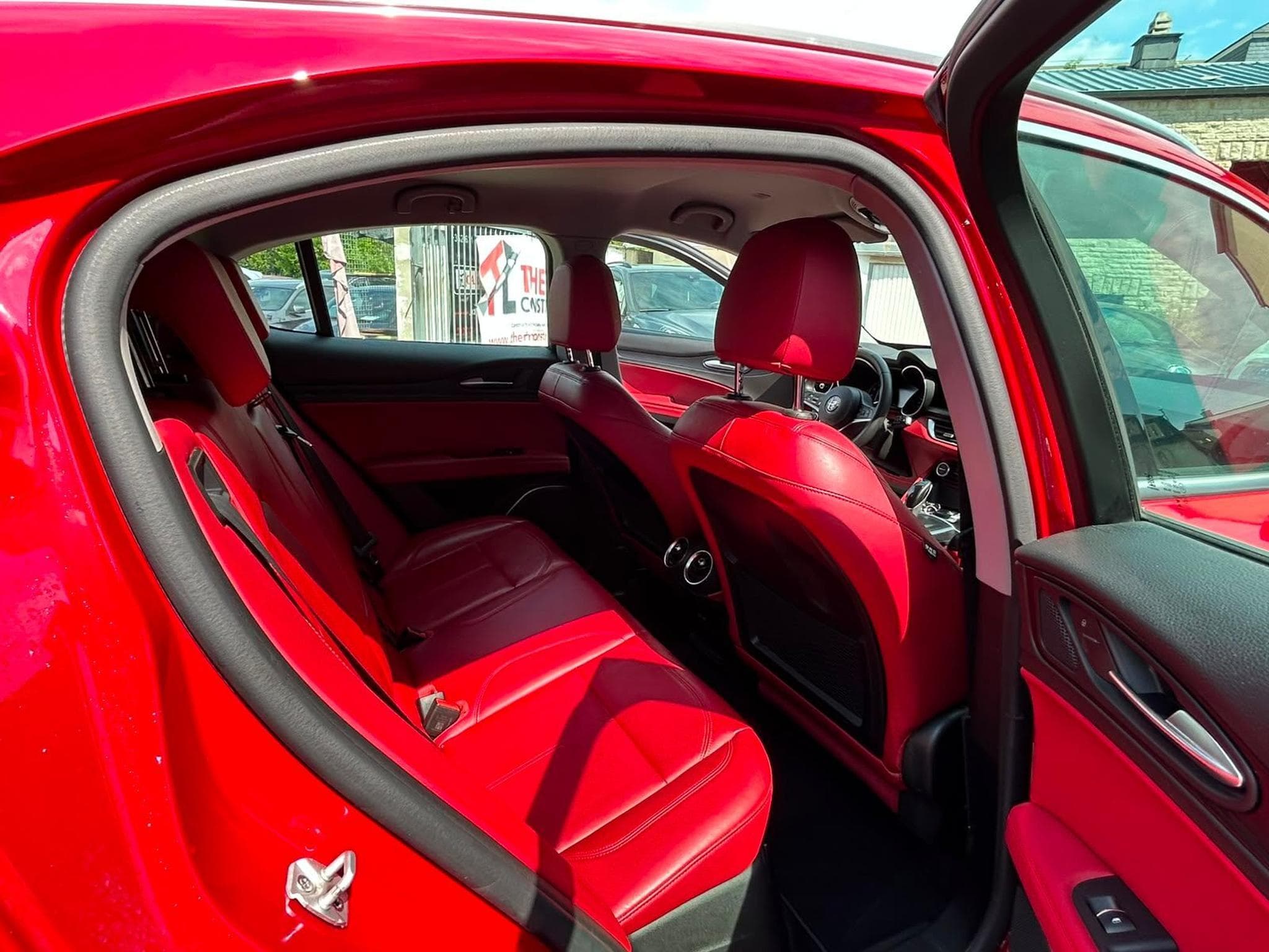 Alfa-Romeo Stelvio 2.0 201CV Q4 (2018) - Photo 12