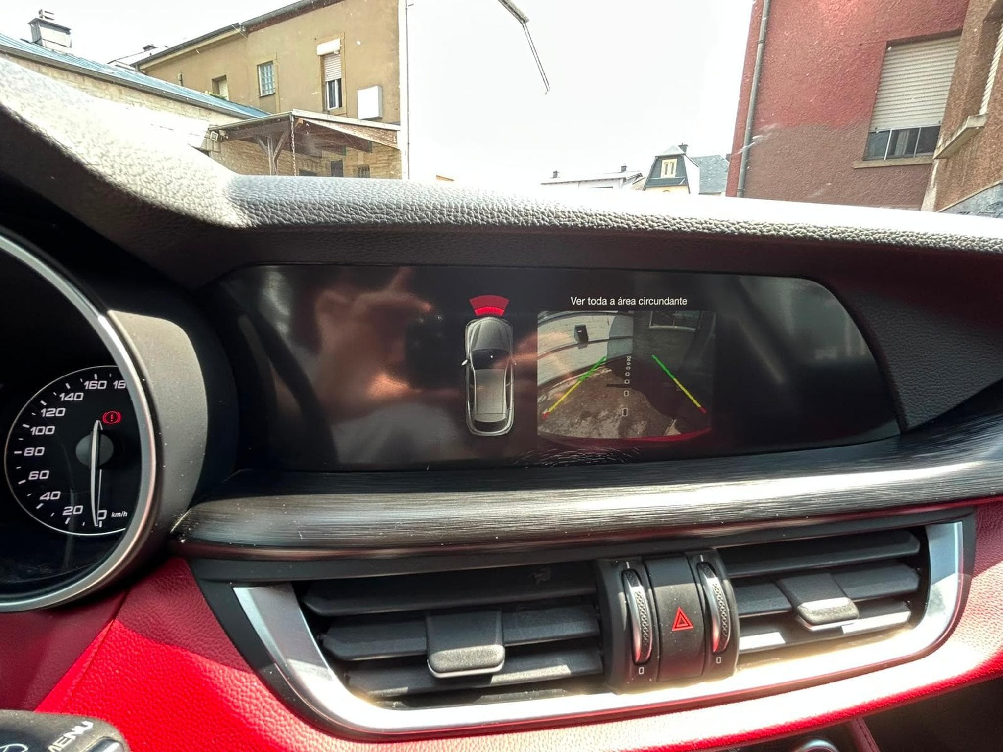 Alfa-Romeo Stelvio 2.0 201CV Q4 (2018) - Photo 15