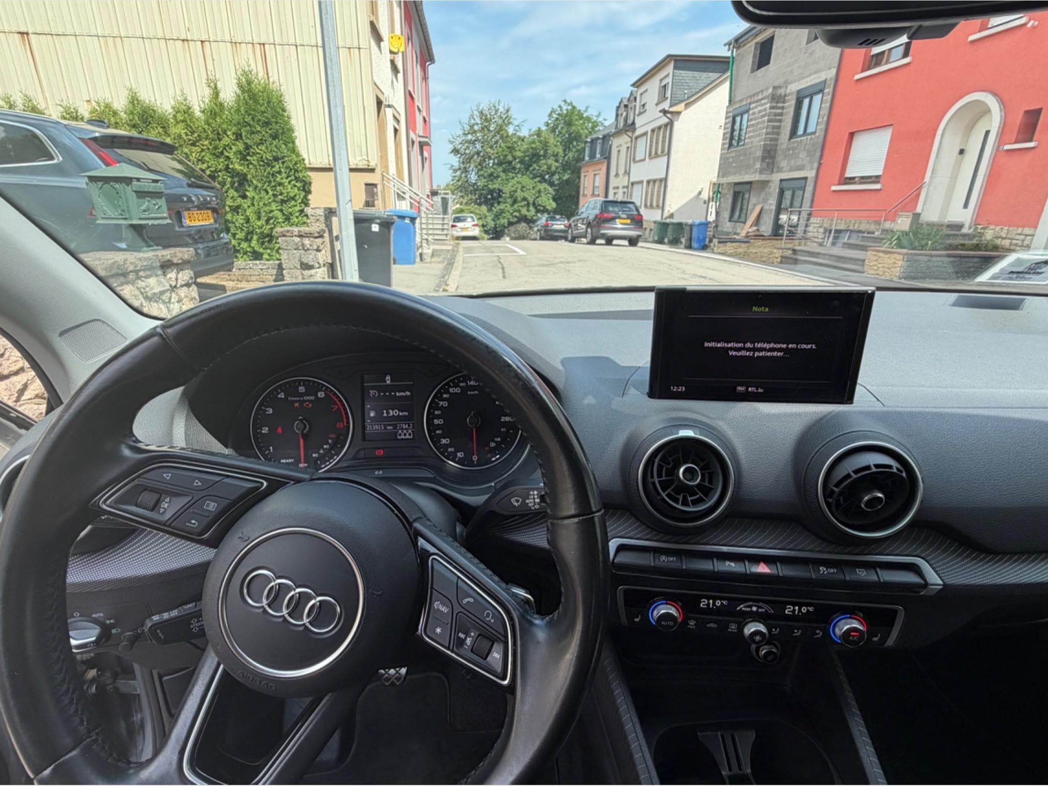 Audi Q2 S-Line (2017) - Photo 6