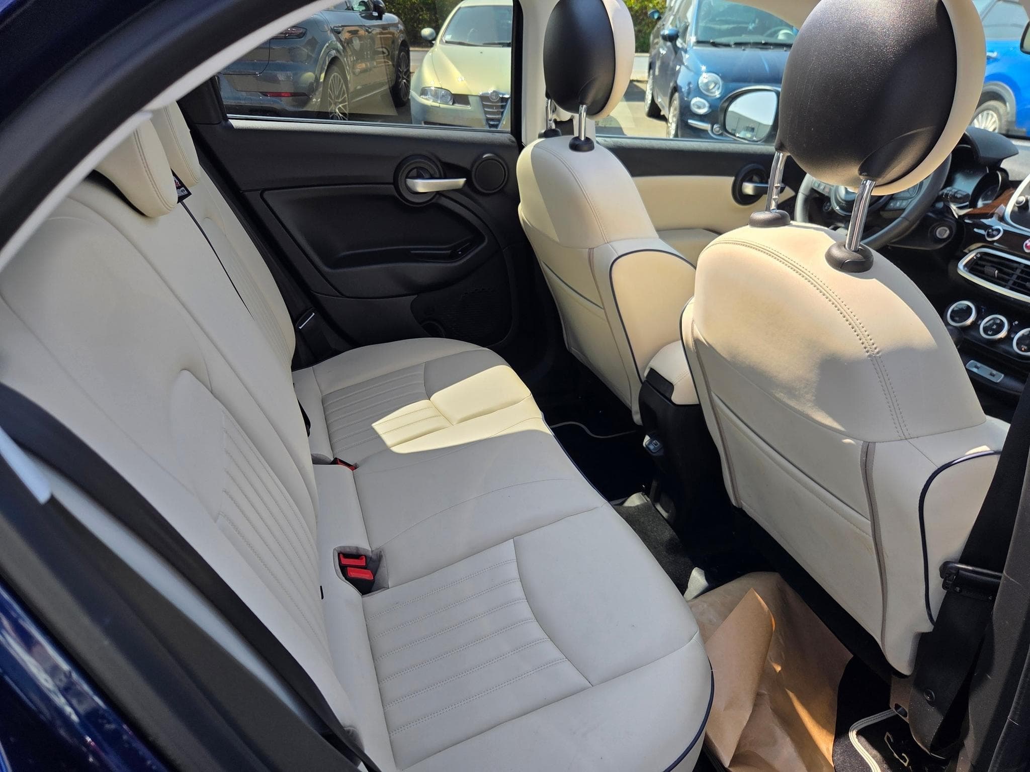 Fiat 500X DOLCEVITA YACHT CLUB CAPRI (2022) - Photo 12