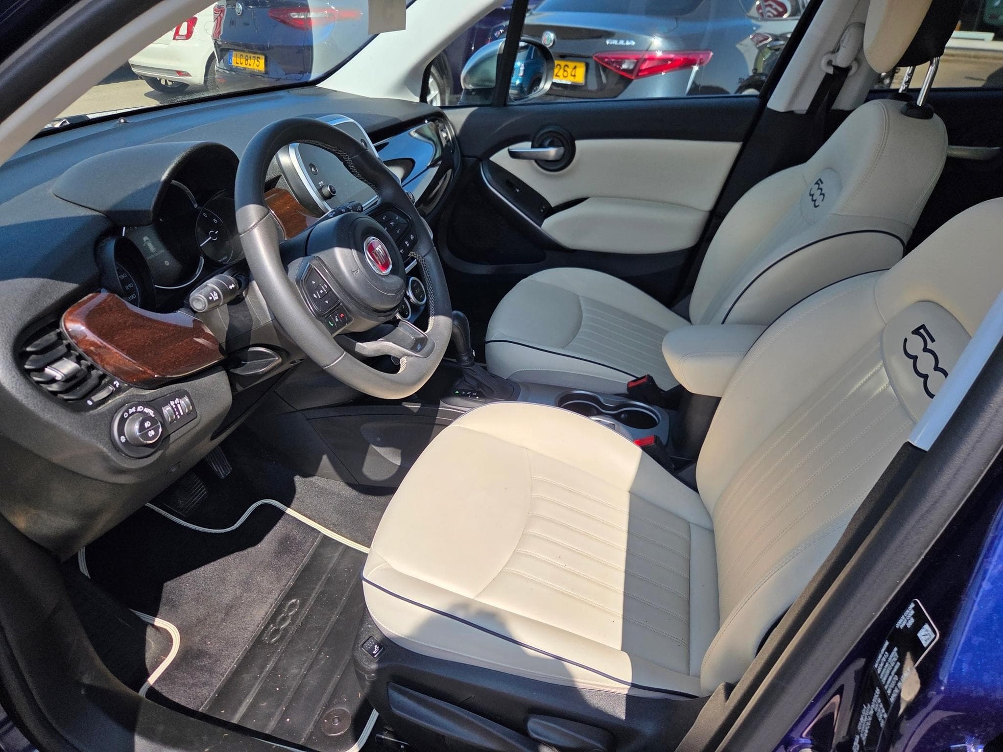Fiat 500X DOLCEVITA YACHT CLUB CAPRI (2022) - Photo 6