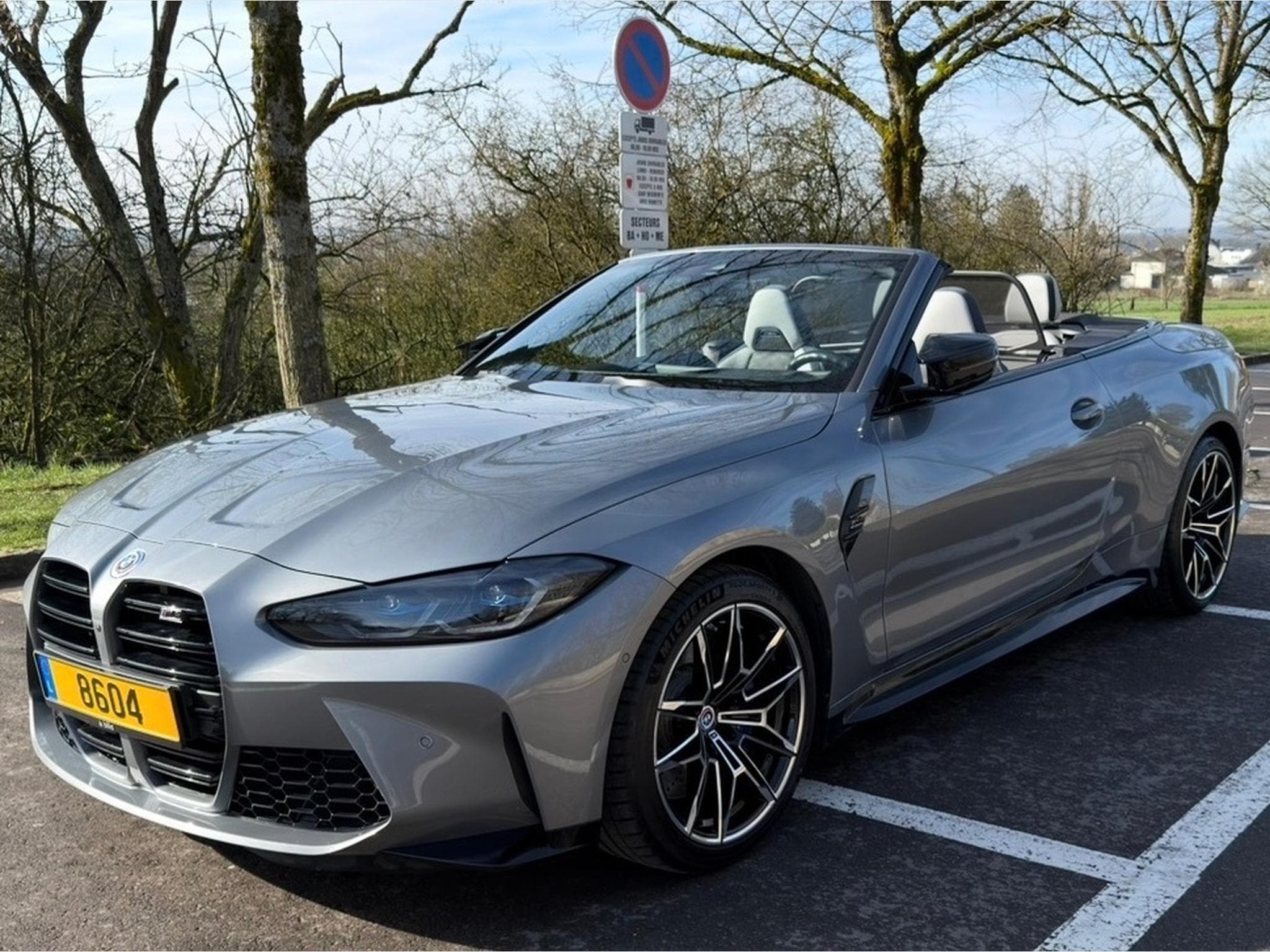 BMW M4 Competition xDrive Cabrio (2024) - Photo 1