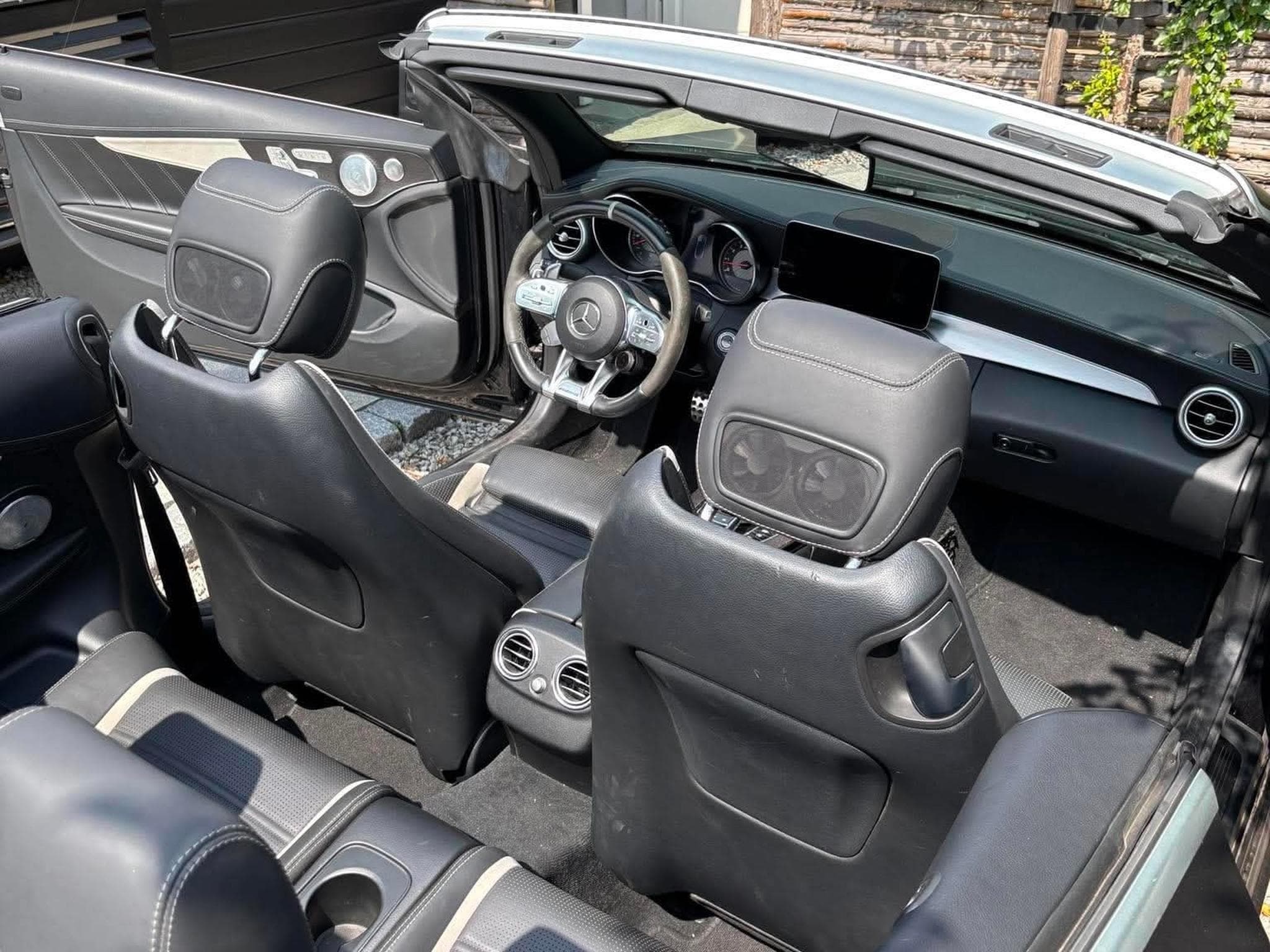 Mercedes C 63 AMG S (2019) - Photo 11