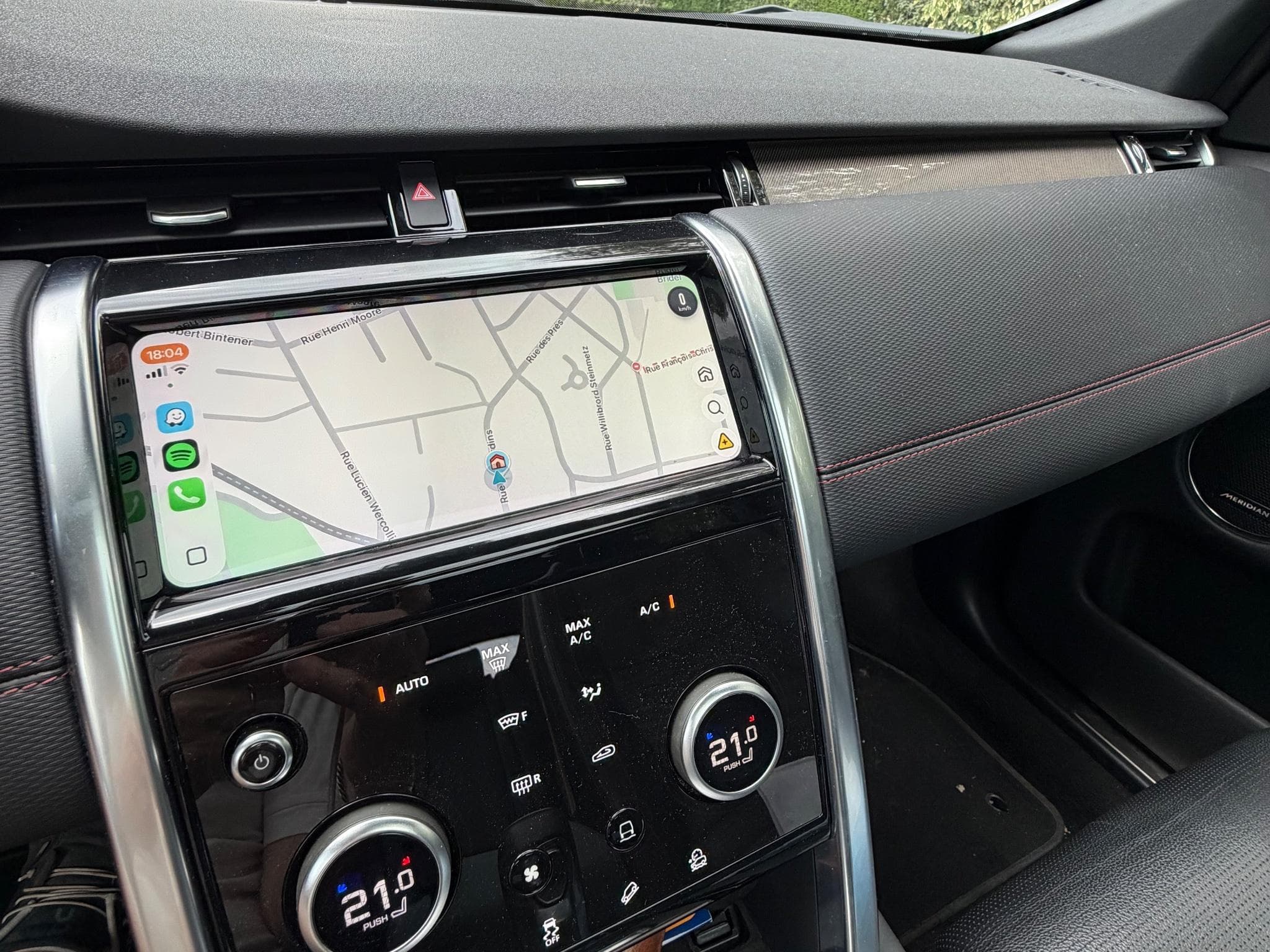 Land-Rover Discovery Sport R-Dynamic SE P250 (2020) - Photo 5