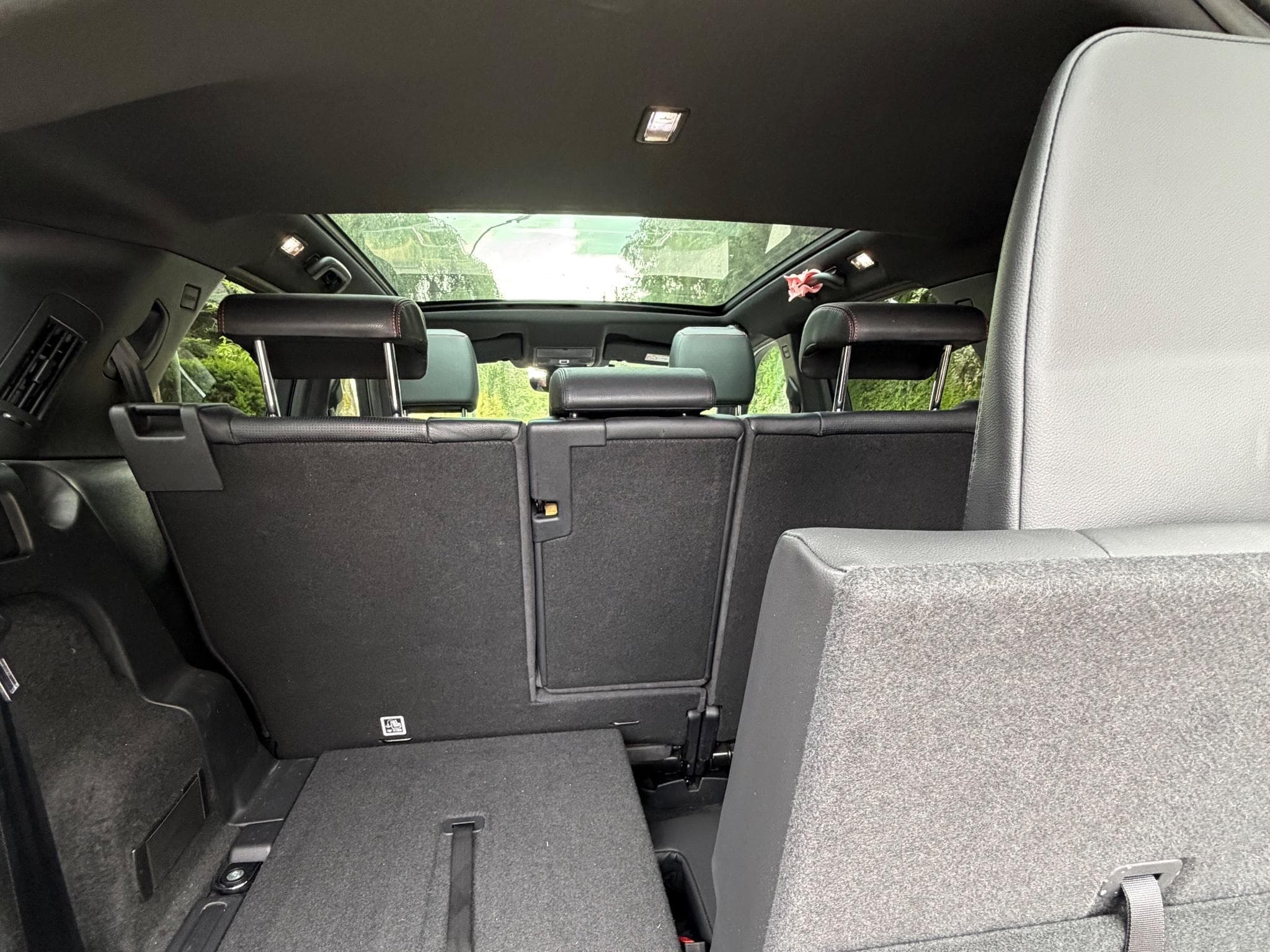 Land-Rover Discovery Sport R-Dynamic SE P250 (2020) - Photo 7