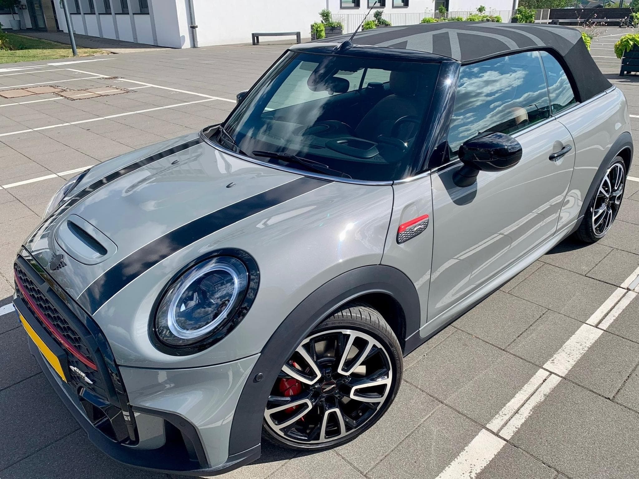 Mini Cooper JCW (2021) - Photo 3