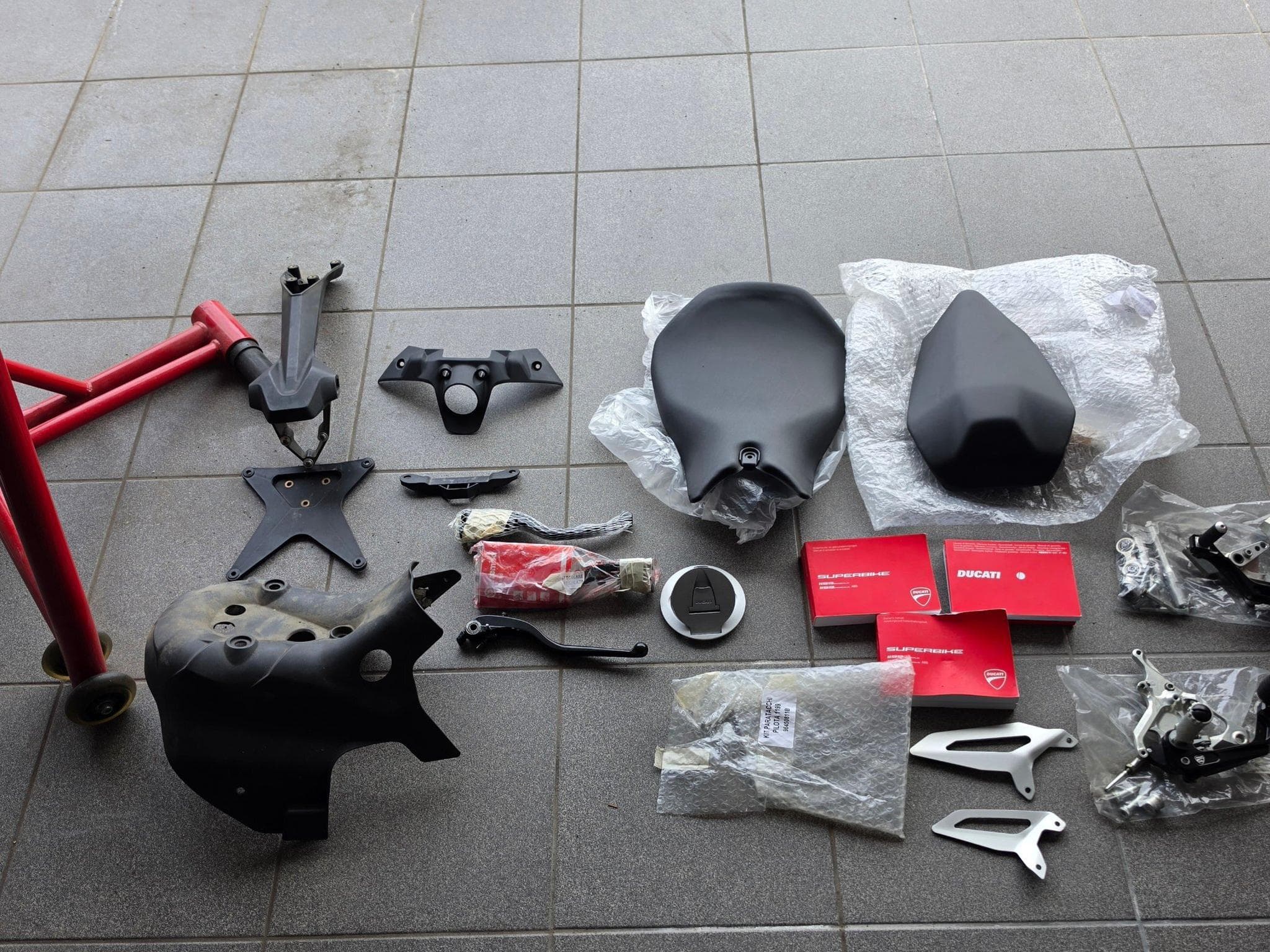 Ducati 1199 Panigale 1199 S (2012) - Photo 4