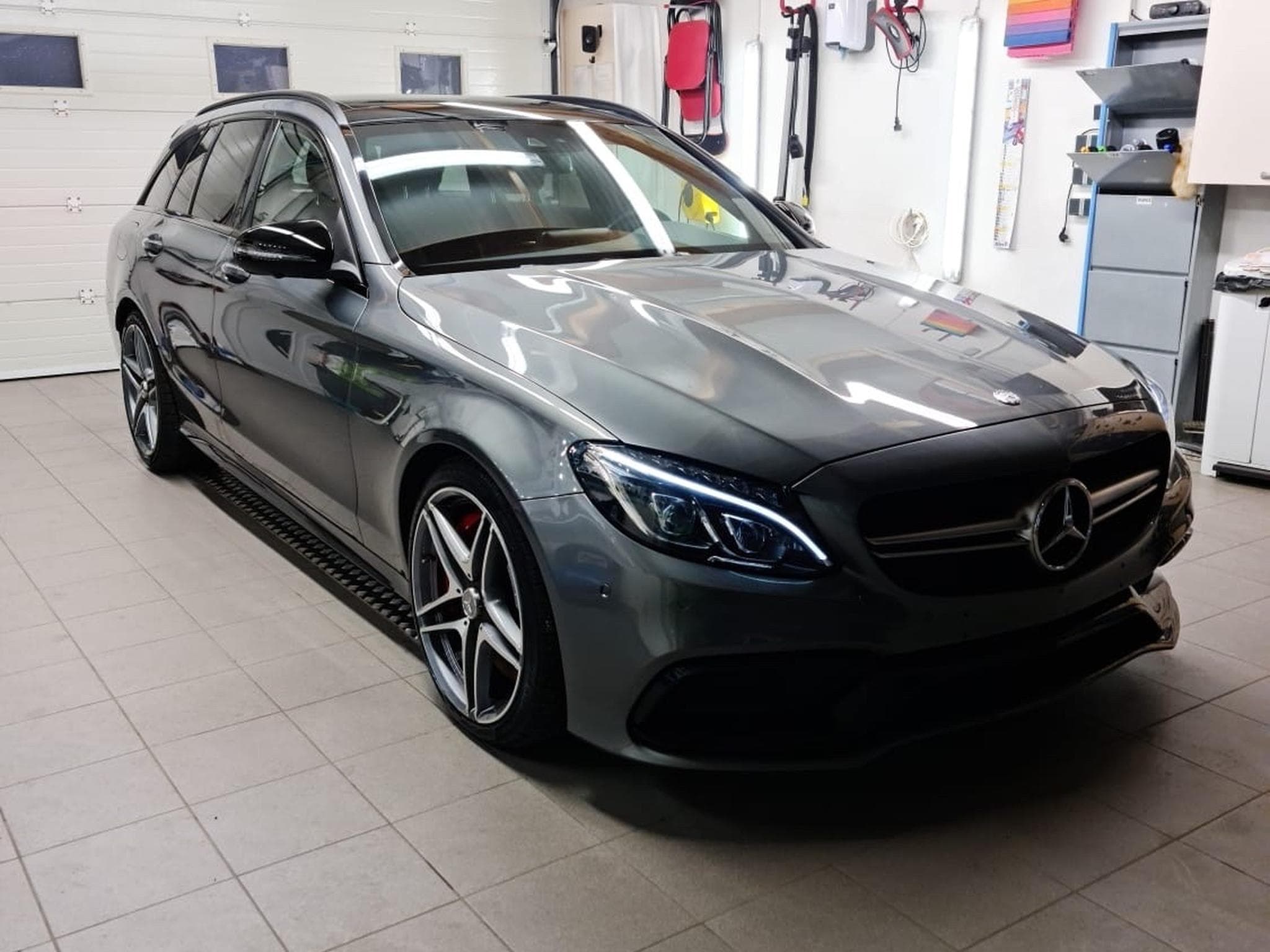 Mercedes C 63 AMG C63 S (2017) - Photo 3