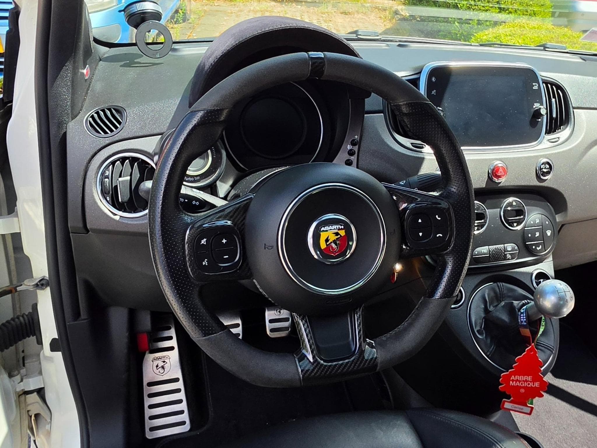Abarth 595 essesse (2020) - Photo 5
