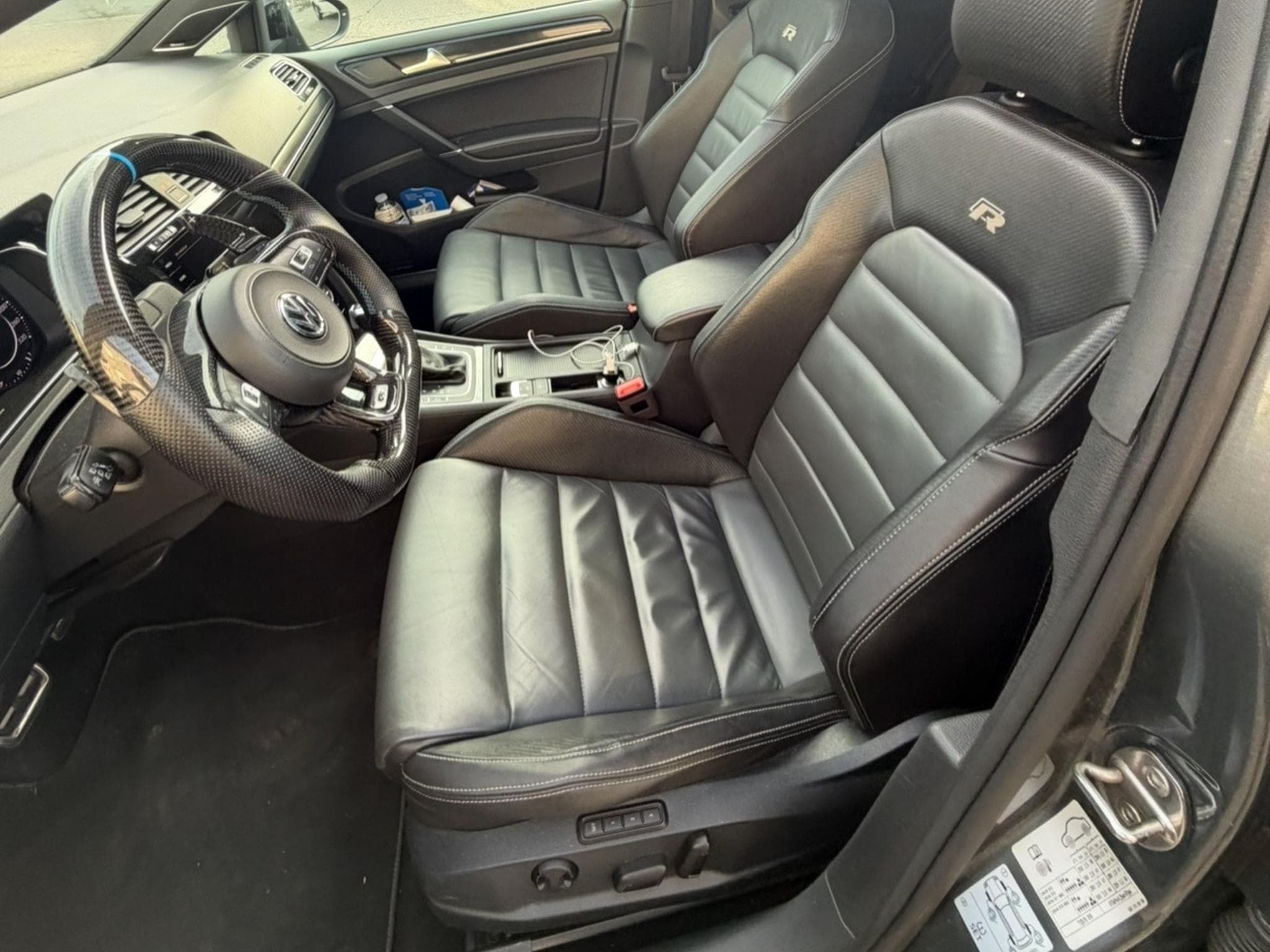 VW Golf VII 4motion R (2017) - Photo 3