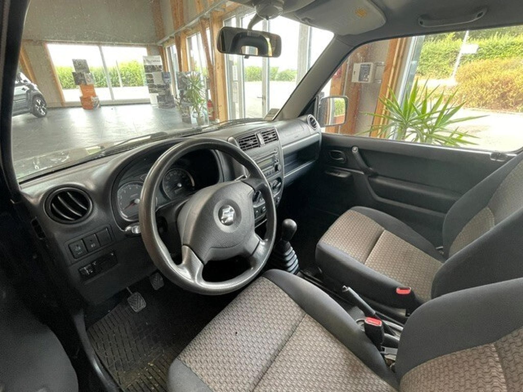 Suzuki Jimny 1.3 (2011) - Photo 8
