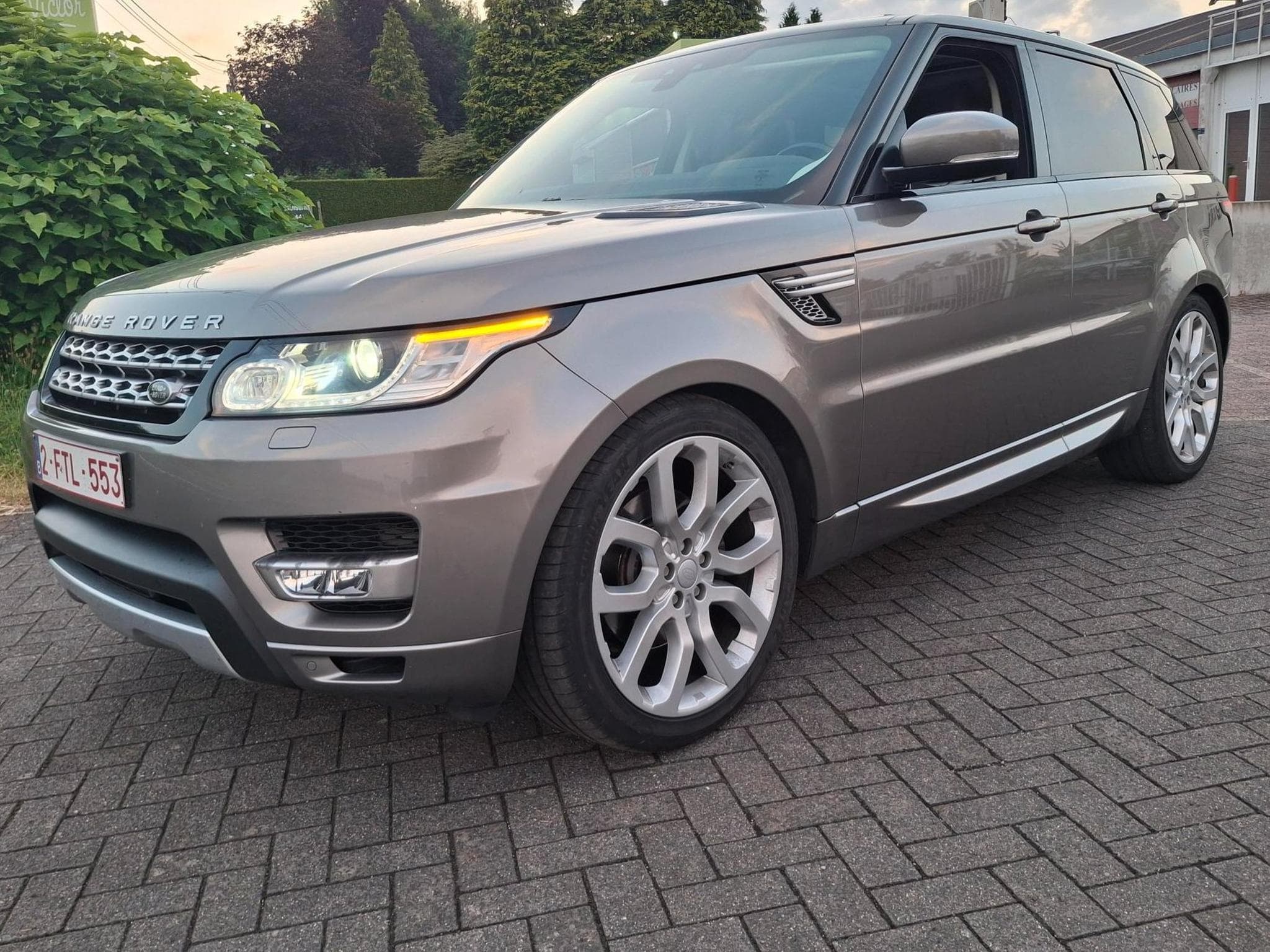 Land-Rover Range Rover Sport RANGE ROVER HSE SPORT DYNAMIC 3.0L 258cv (2018) - Photo 2