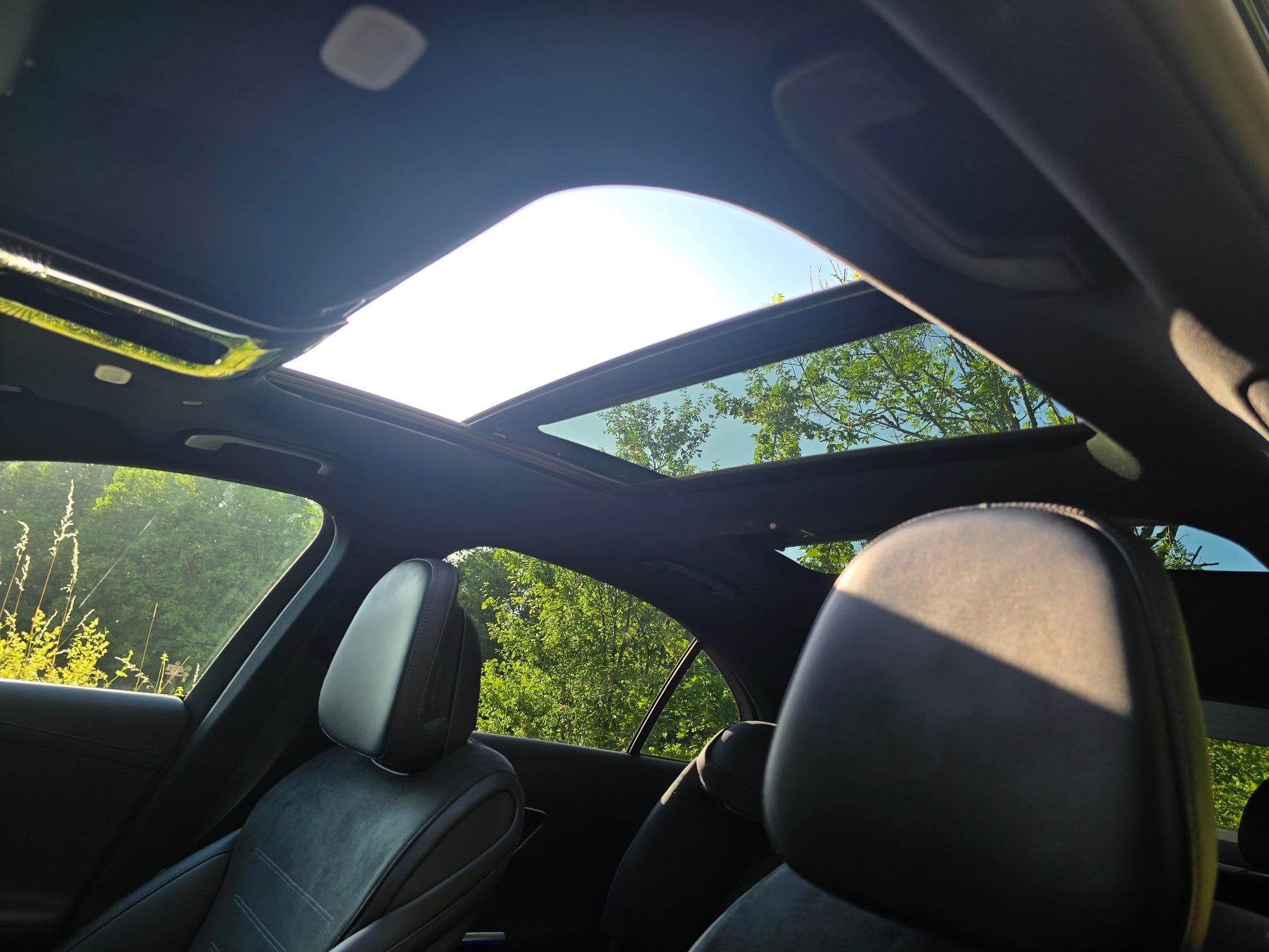 Mercedes C 220 AMG Line (2025) - Photo 2