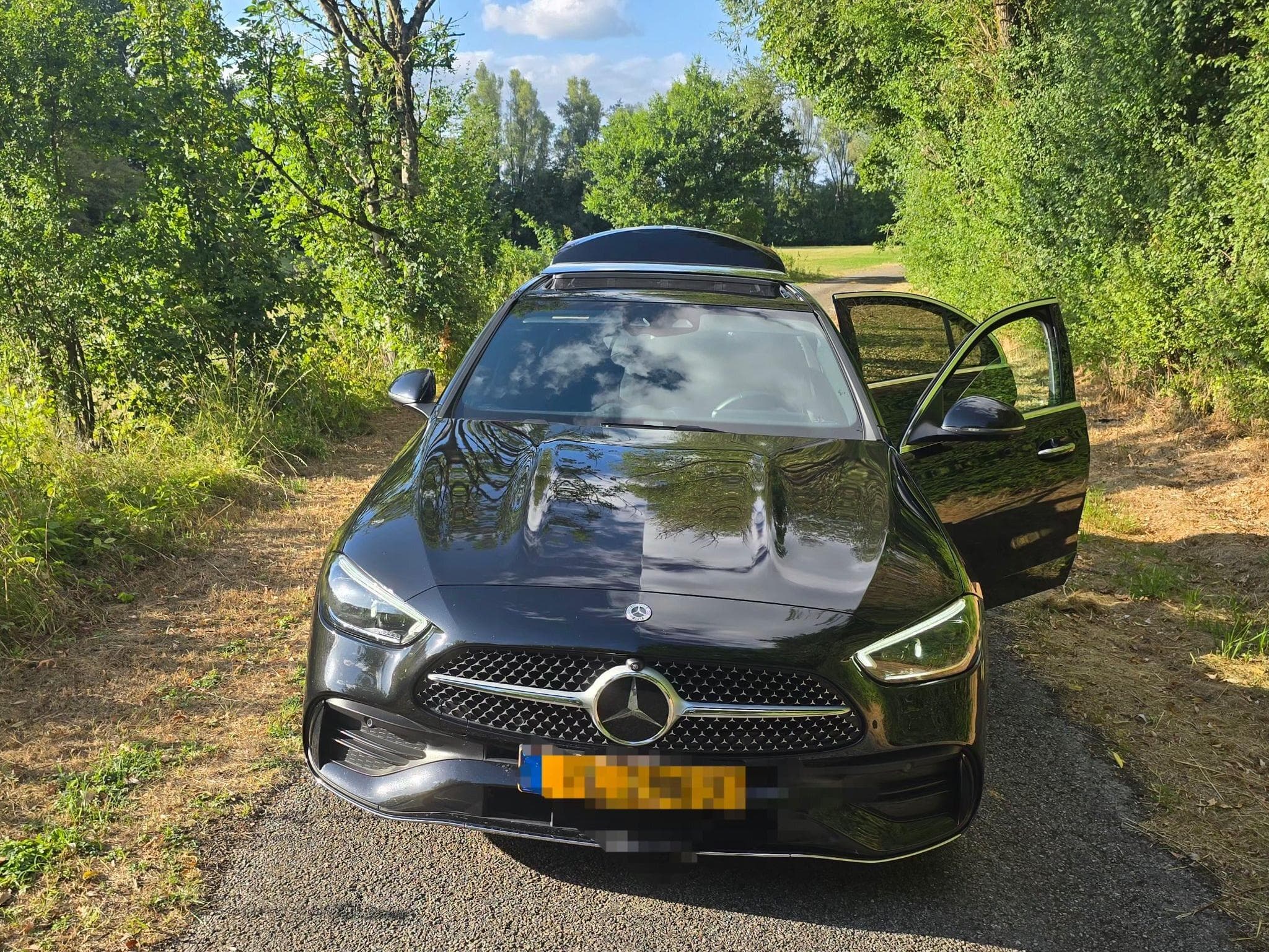 Mercedes C 220 AMG Line (2025) - Photo 1