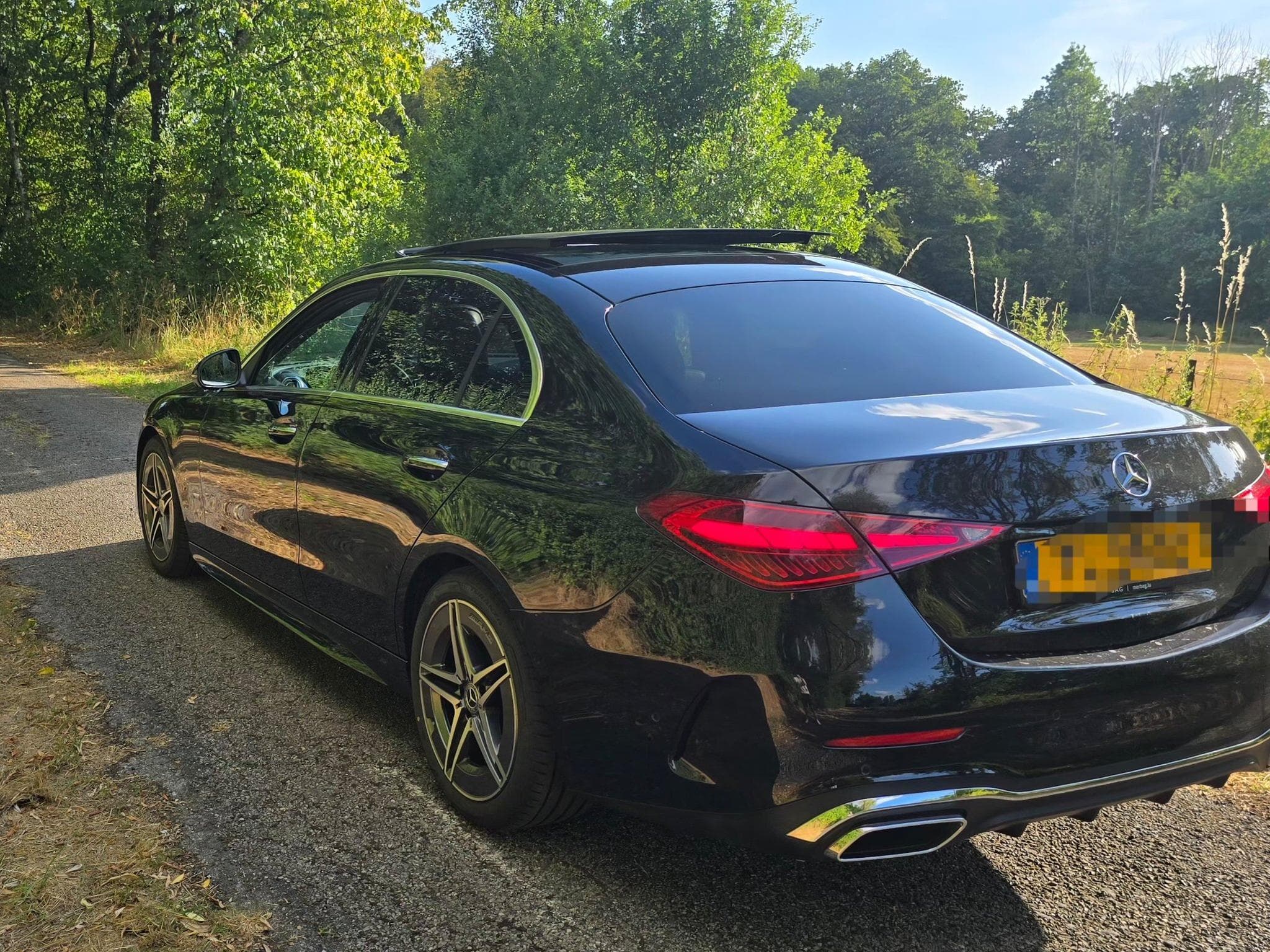 Mercedes C 220 AMG Line (2025) - Photo 4