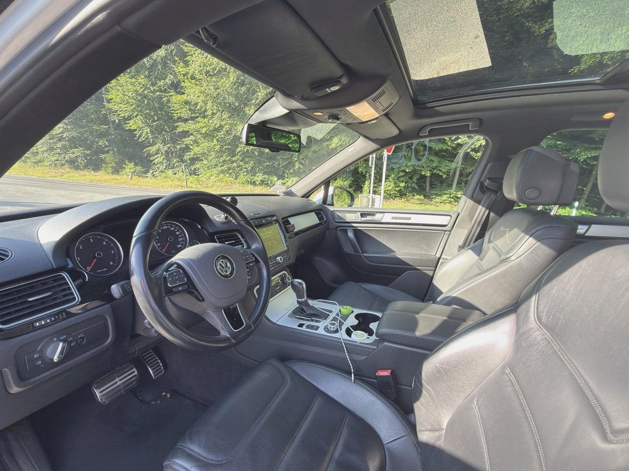 VW Touareg 3.0 V6 TDI 245 PS | Pano | Leder | 360 (2014) - Photo 7