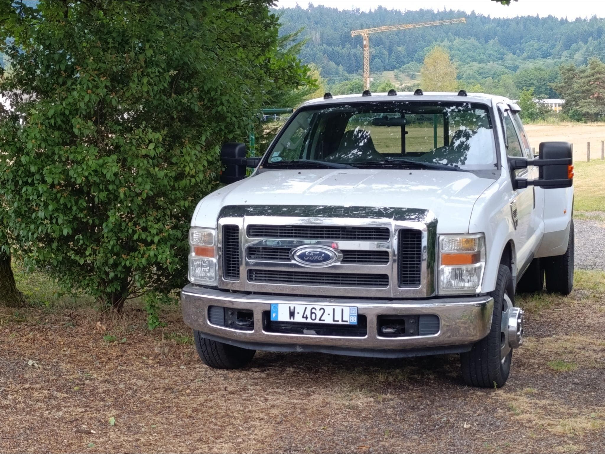 Ford F350 Dually (2008) - Photo 1