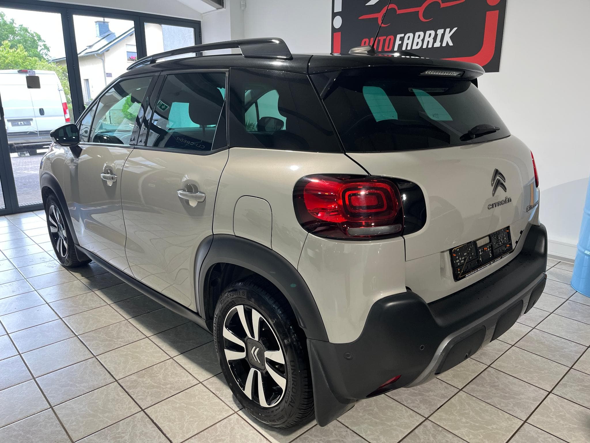 Citroën C3 Aircross 1.5 BlueHDi Shine S&S TOIT OUVR/PANO (2019) - Photo 3