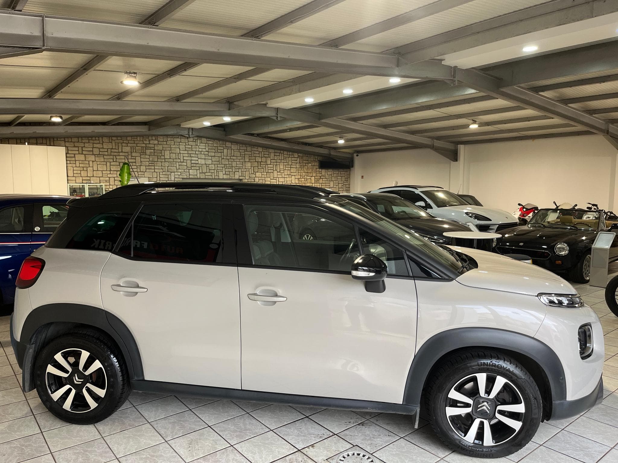 Citroën C3 Aircross 1.5 BlueHDi Shine S&S TOIT OUVR/PANO (2019) - Photo 6