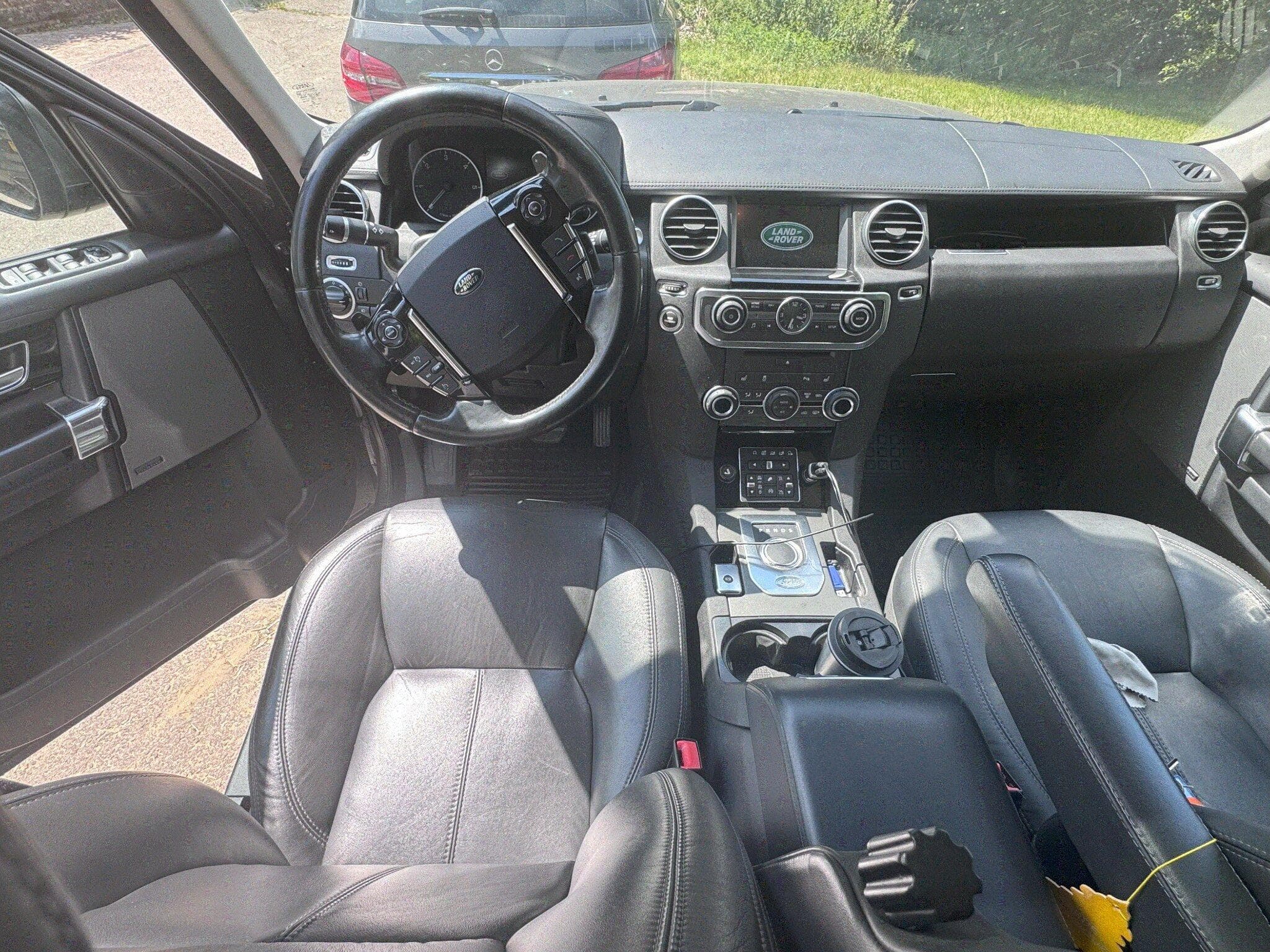 Land-Rover Discovery TDV6 Diesel (2014) - Photo 3