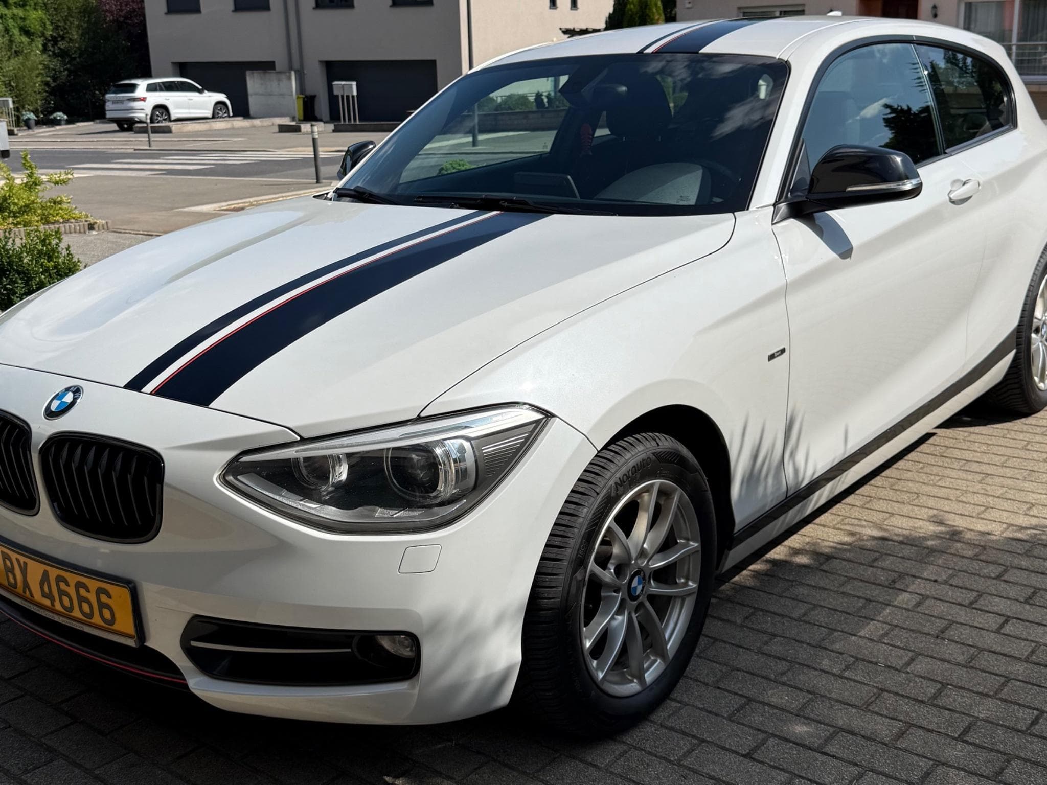 BMW Série 1 Sport (2013) - Photo 3