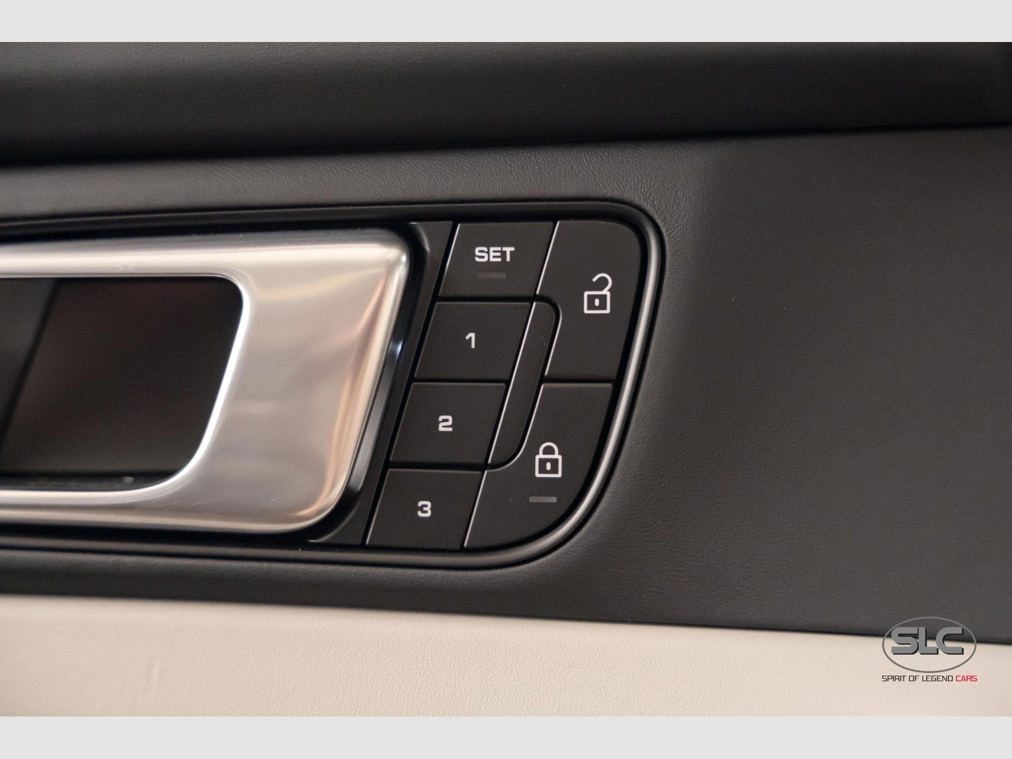 Porsche Panamera 4 S E-Hybrid Chrono/Ventilated/Matrix LED (2022) - Photo 11