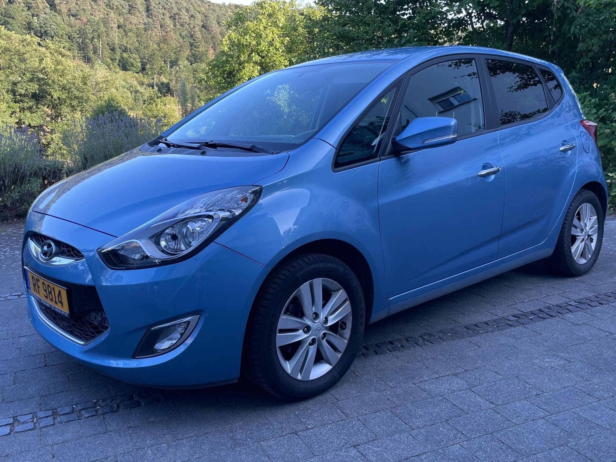 Hyundai ix20 toutes options: GPS, caméra, clim, ... (2012) - Photo 1
