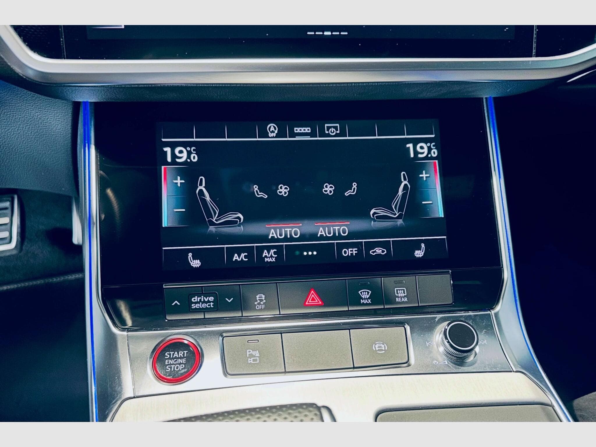 Audi S6 S6 AVANT TDI QUATTRO TIPTRONIC (2025) - Photo 10