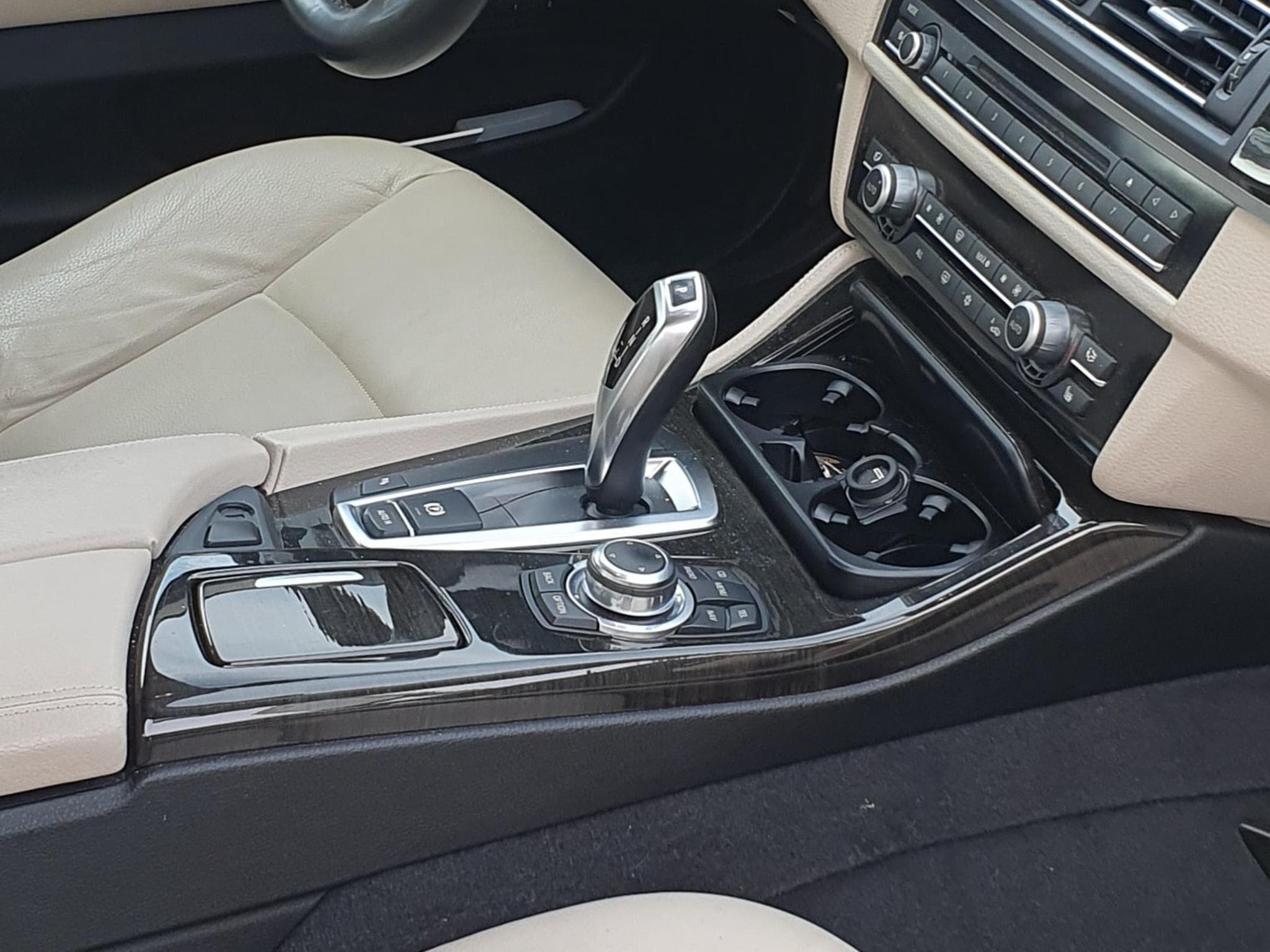 BMW 535 SLINE (2011) - Photo 3