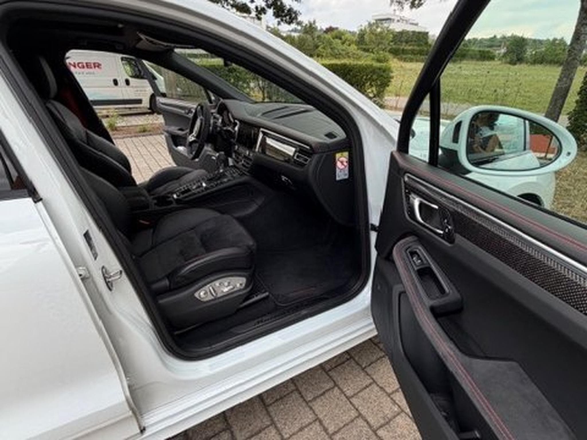 Porsche Macan GTS (2020) - Photo 7