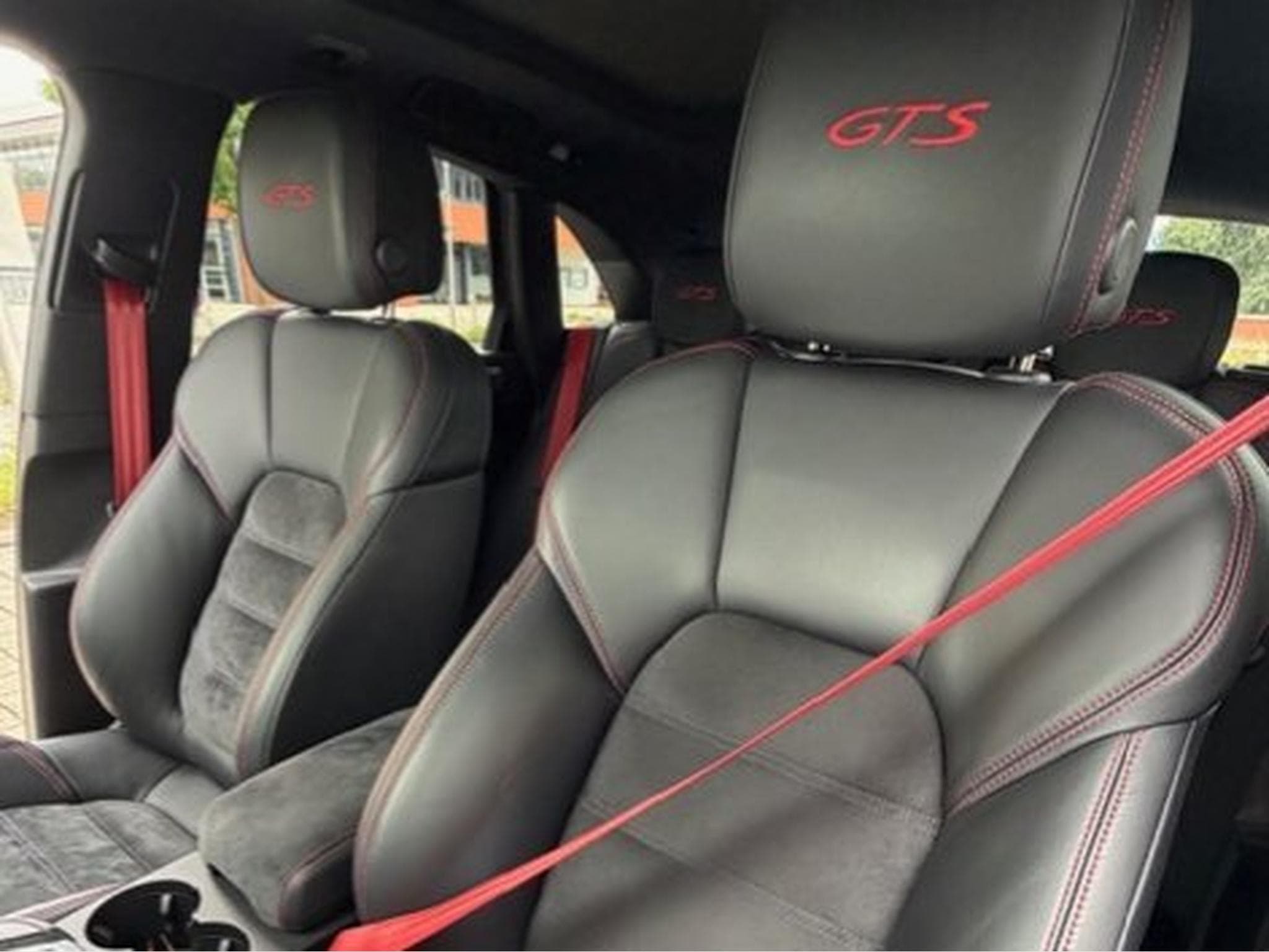 Porsche Macan GTS (2020) - Photo 9