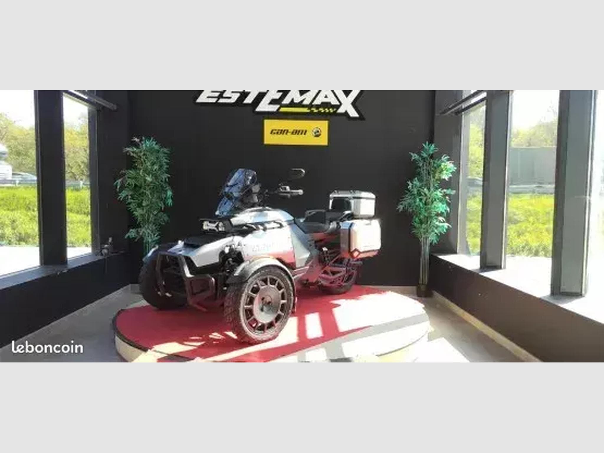 BRP Can-Am Spyder (2025) - Photo 2
