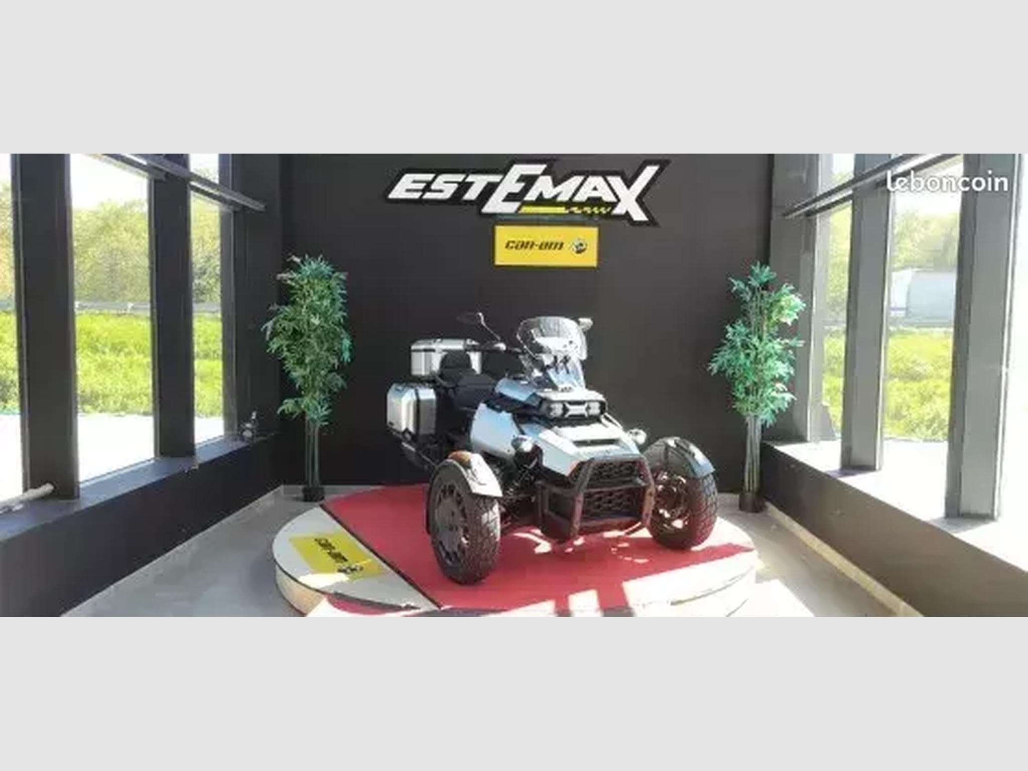 BRP Can-Am Spyder (2025) - Photo 1