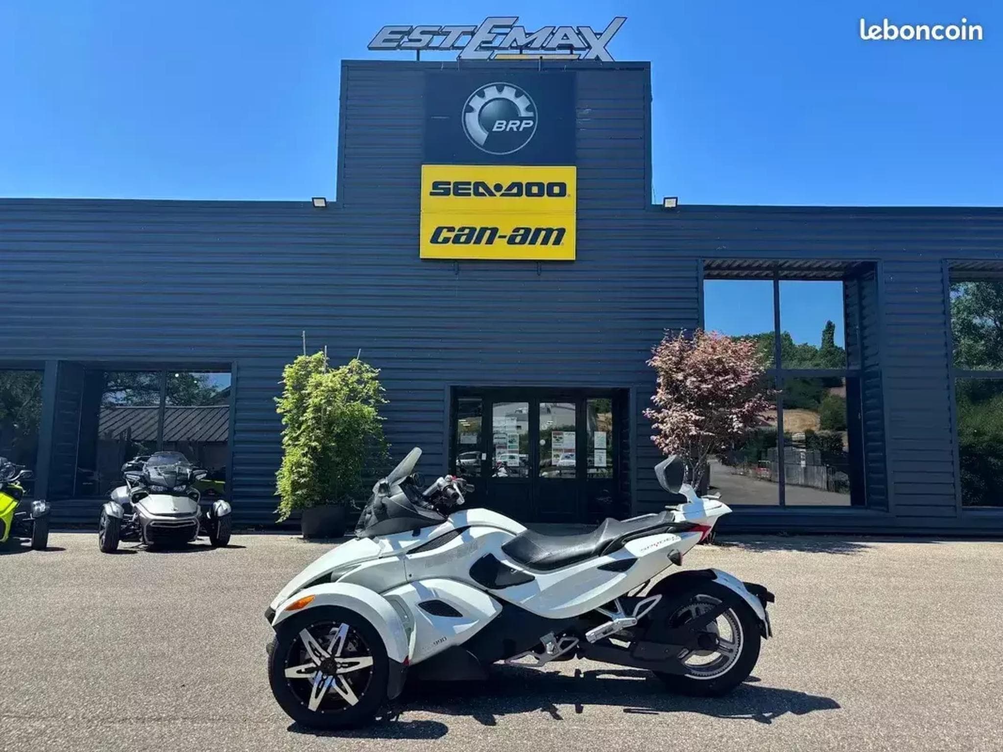 BRP Can-Am Spyder (2010) - Photo 4