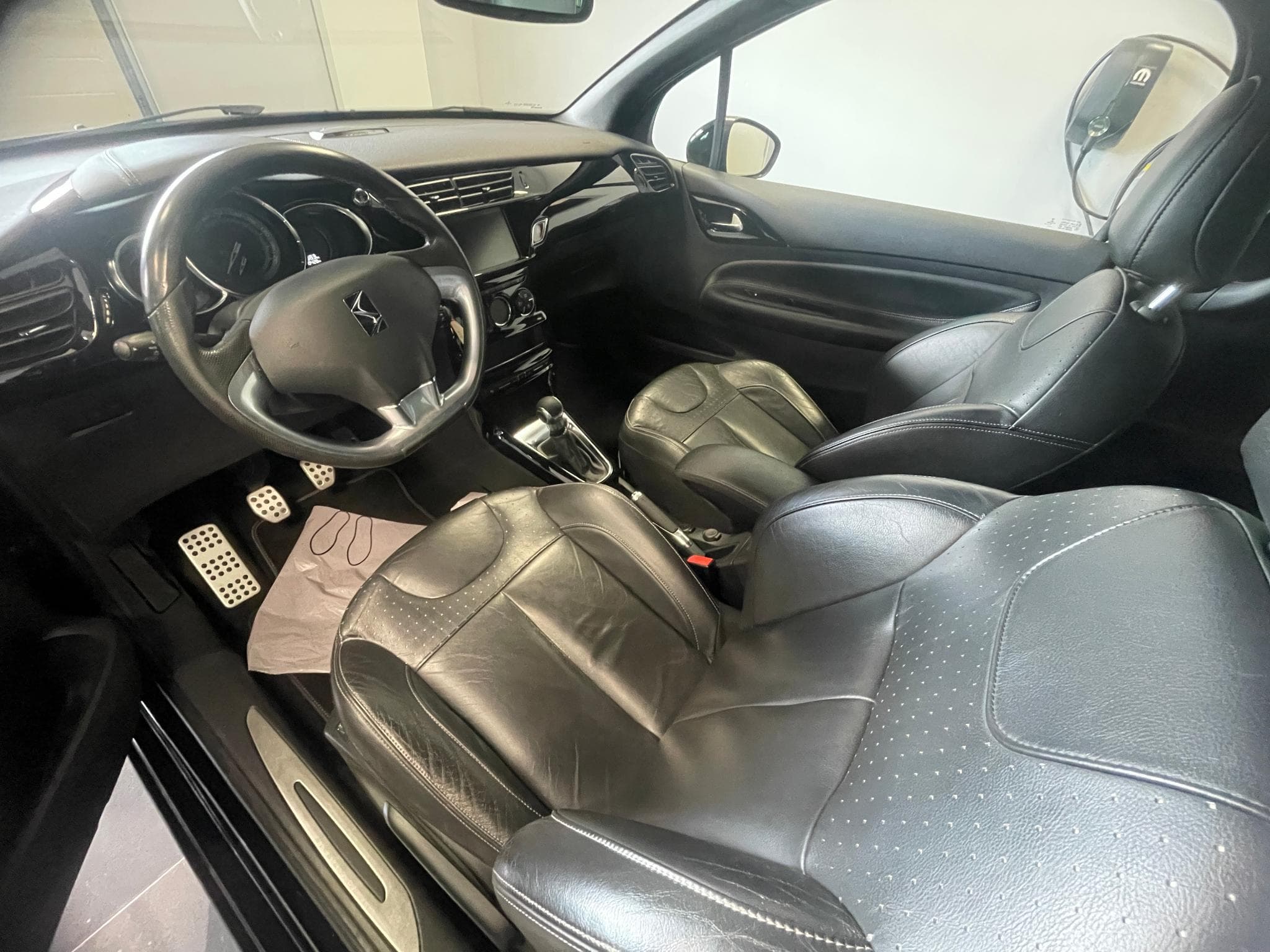 DS Automobiles DS3 (2017) - Photo 3