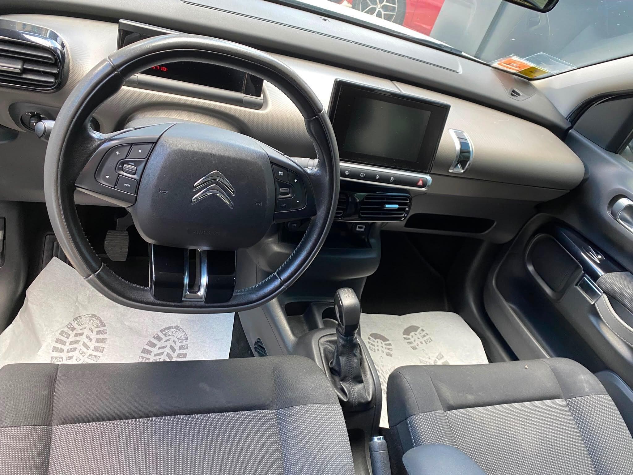 Citroën C4 Cactus 1.6 hdi 100 (2017) - Photo 6