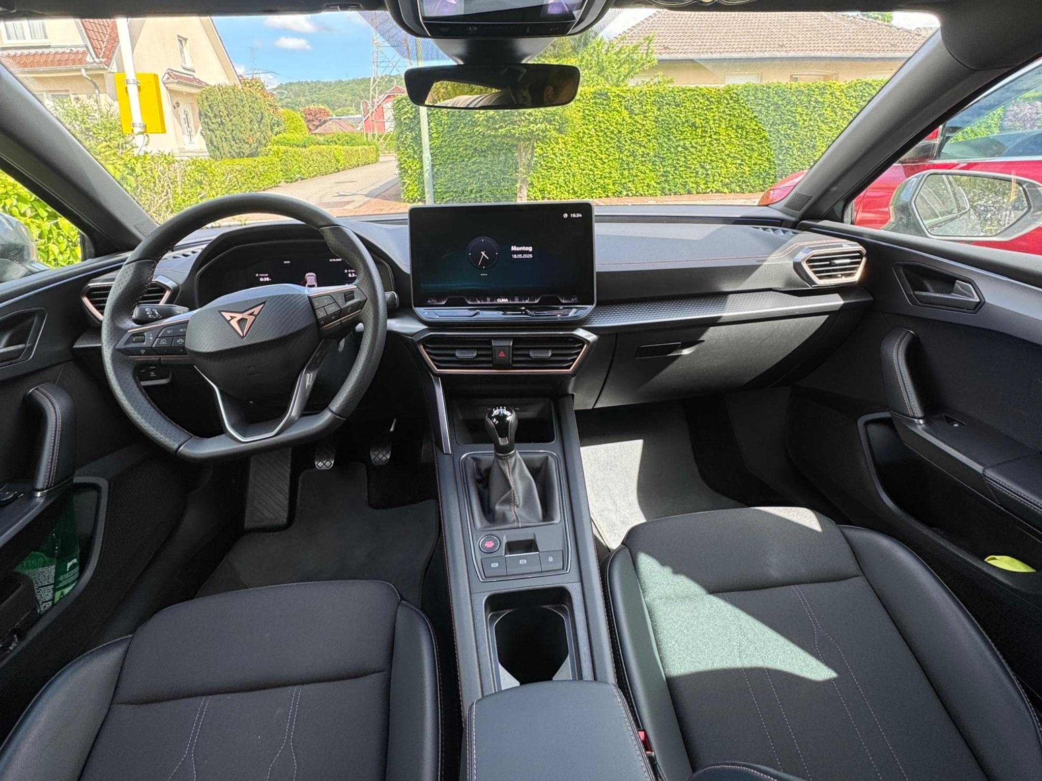 Cupra Leon (2025) - Photo 3