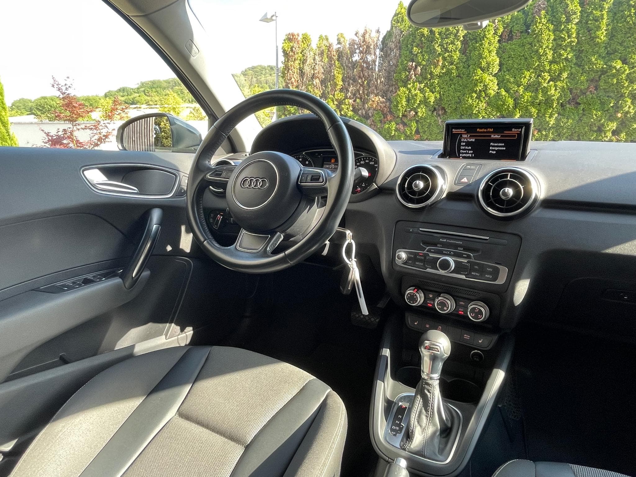 Audi A1 1.4 TFSI Sportback S-Tronic (2015) - Photo 7