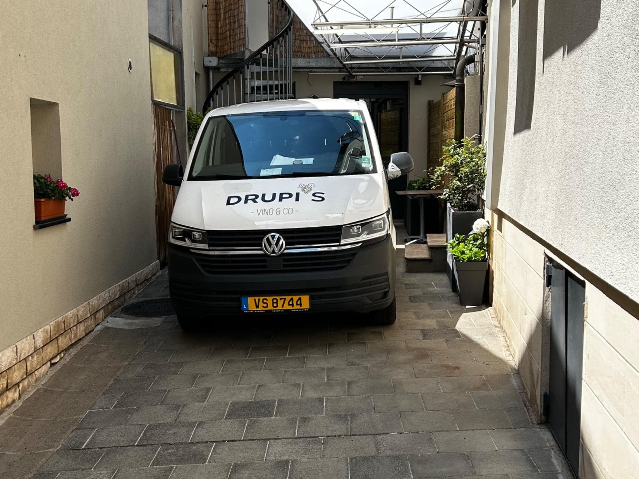 VW Transporter Transporter Fourgon court 110kW TDI DSG7 (2021) - Photo 2
