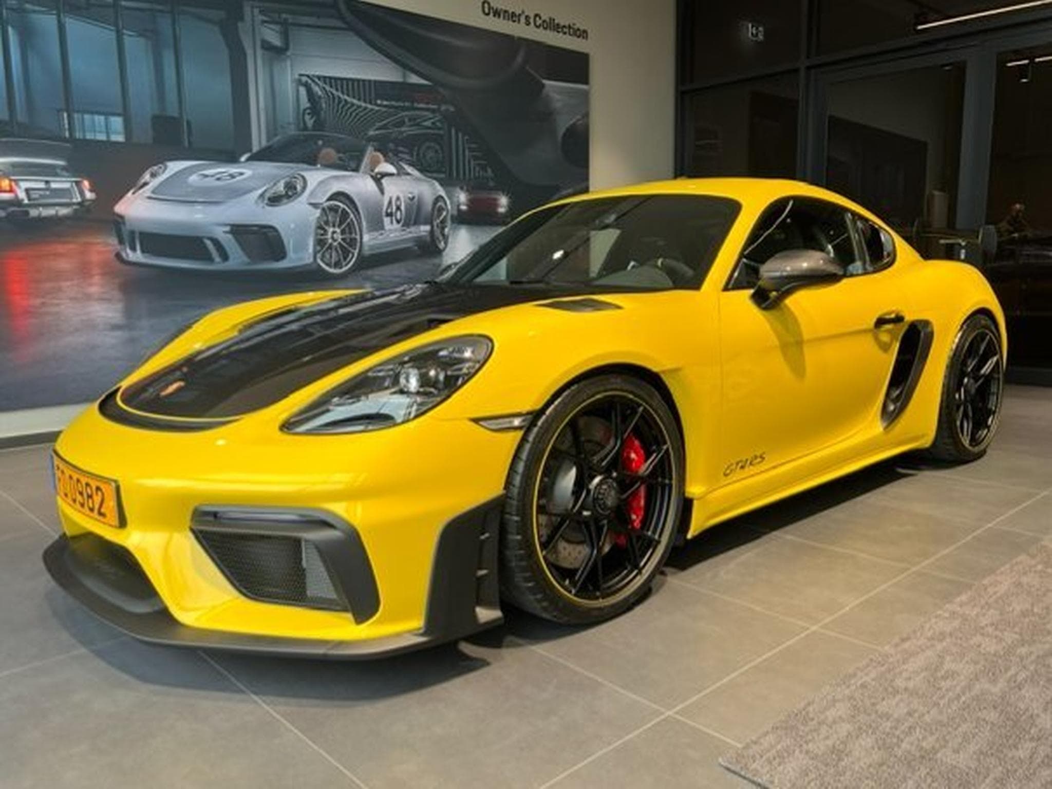 Porsche 718 GT4RS (2023) - Photo 1