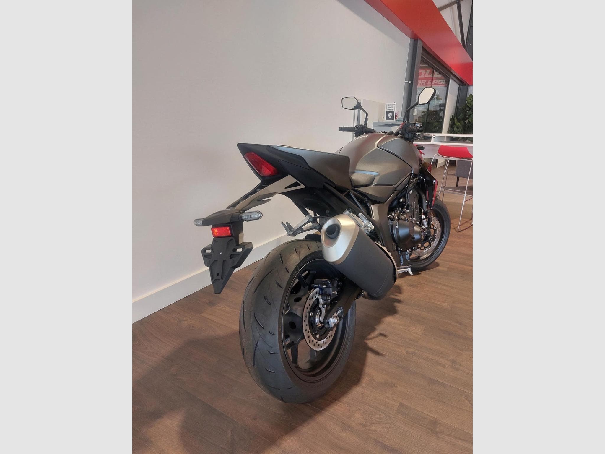 Honda Hornet CB1000 HORNET (2026) - Photo 3