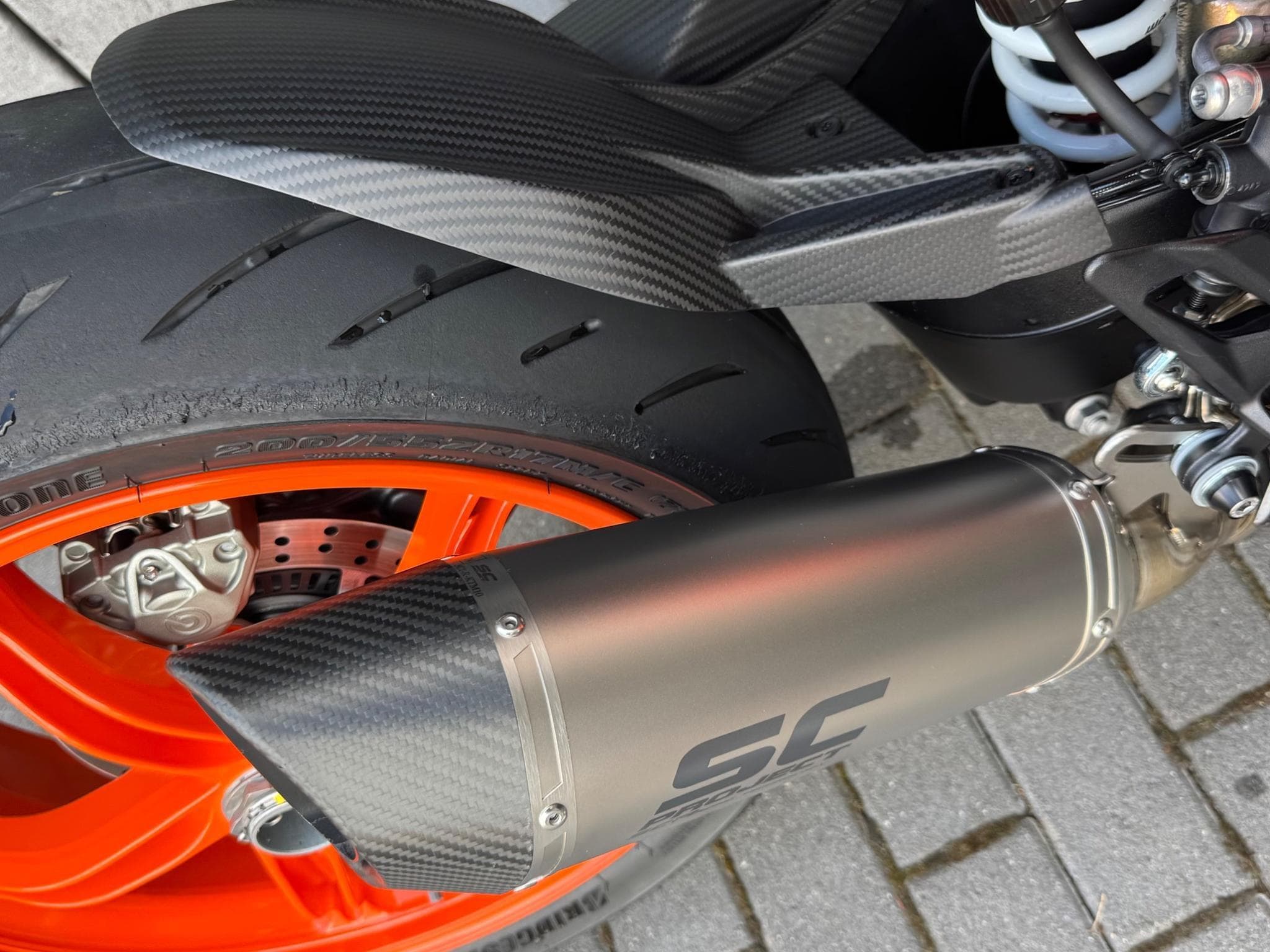 KTM SuperDuke SUPERDUKE 1290 R EVO (2024) - Photo 2