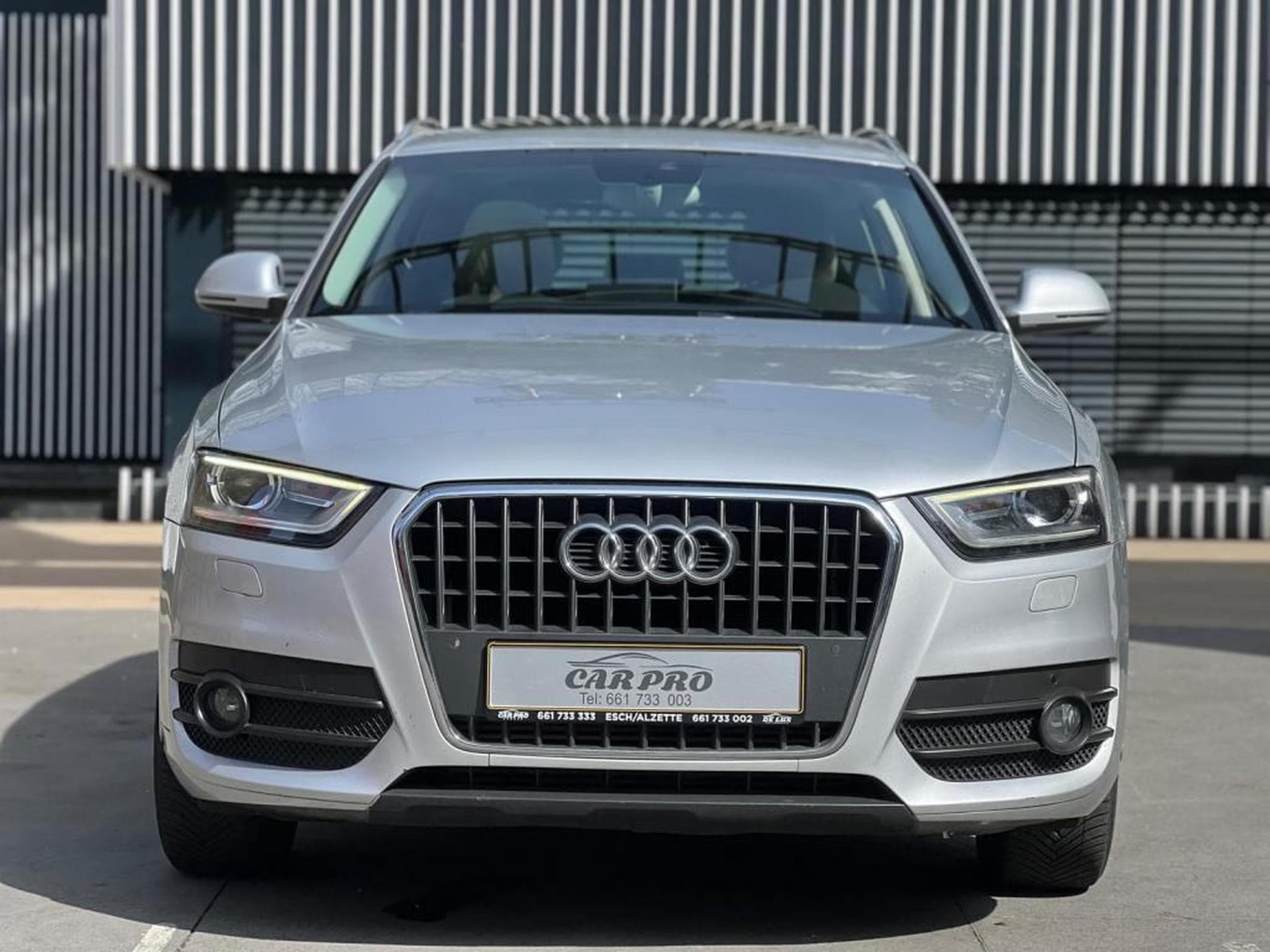 Audi Q3 AUTOMATIQUE / QUATTRO / ESSENCE / PANORAMIQUE (2012) - Photo 5