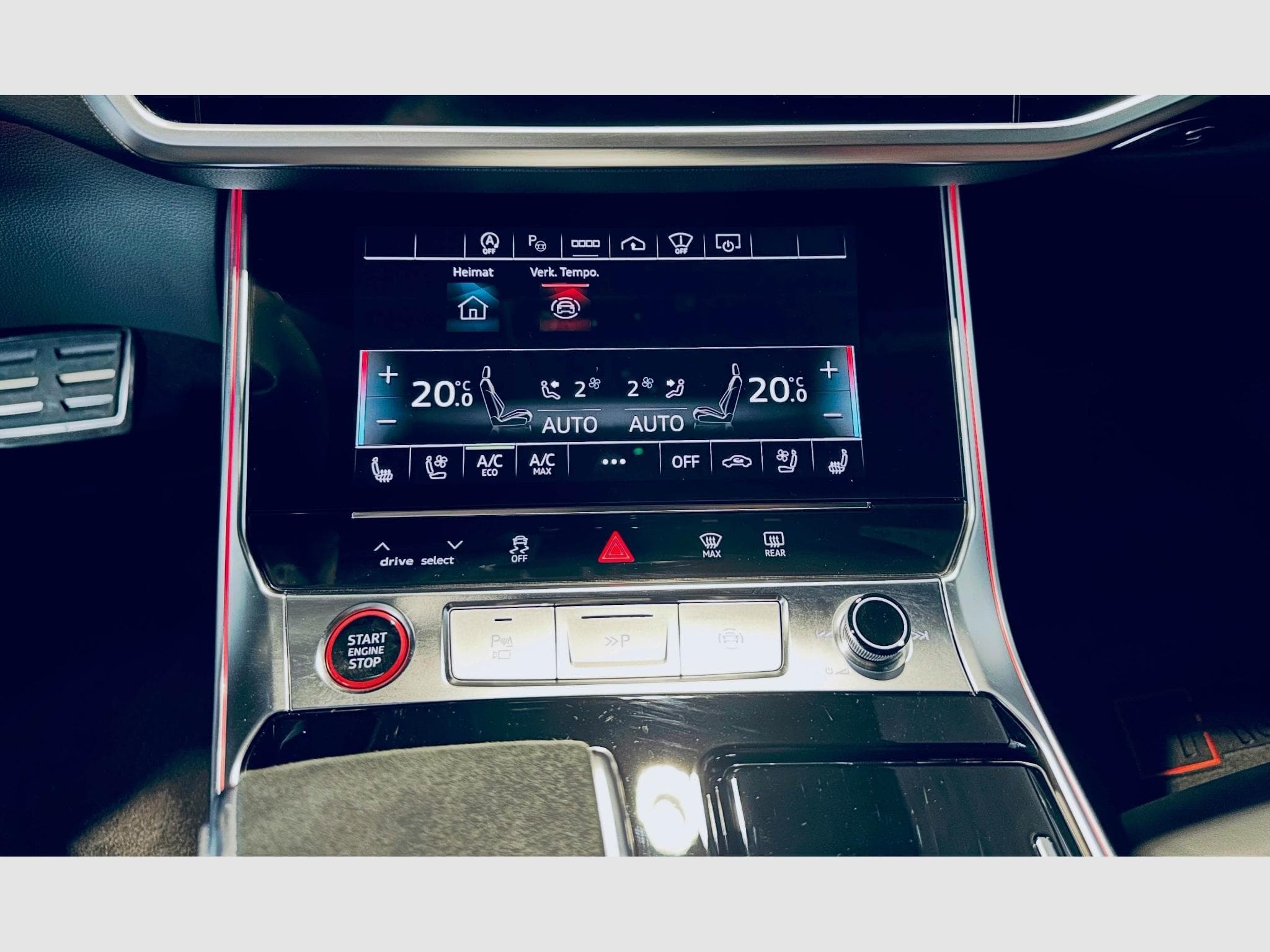 Audi RS6 RS6 AVANT PERFORMANCE QUATTRO TIPTRONIC (2025) - Photo 10