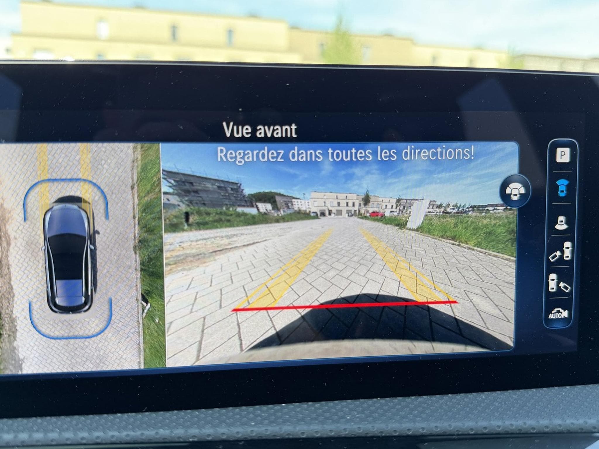 Mercedes A 200 AMG Line + Pack Premium (2023) - Photo 13